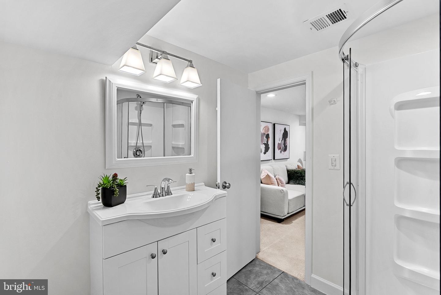 1328 MICHIGAN AVE, ALEXANDRIA, Virginia 22314, 2 Bedrooms Bedrooms, ,2 BathroomsBathrooms,Residential,For sale,1328 MICHIGAN AVE,VAAX2052058 MLS # VAAX2052058 1328 MICHIGAN AVE, ALEXANDRIA, Virginia 22314, 2 Bedrooms Bedrooms, ,2 BathroomsBathrooms,Residential,For sale,1328 MICHIGAN AVE,VAAX2052058 MLS # VAAX2052058