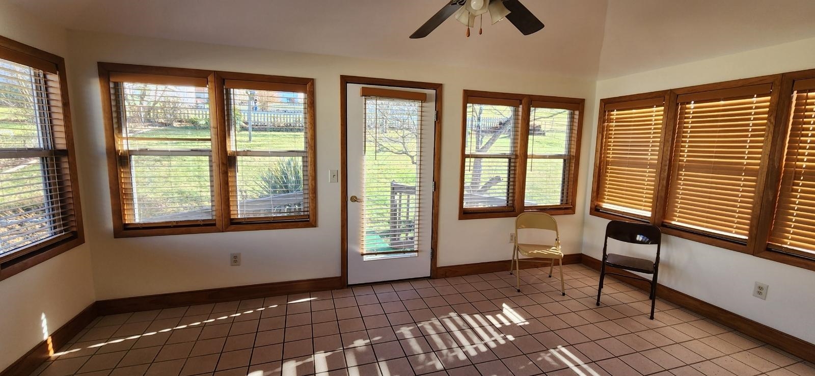 303 OLD GREENVILLE RD, STAUNTON, Virginia 24401, 3 Bedrooms Bedrooms, ,2 BathroomsBathrooms,Residential,303 OLD GREENVILLE RD,671476 MLS # 671476