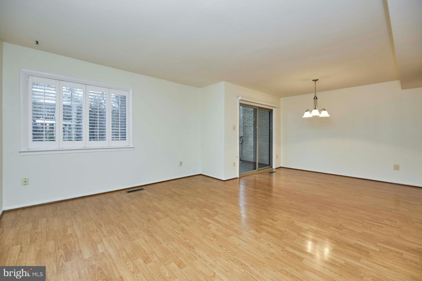 8566 GWYNEDD WAY, SPRINGFIELD, Virginia 22153, 3 Bedrooms Bedrooms, ,2 BathroomsBathrooms,Residential,For sale,8566 GWYNEDD WAY,VAFX2274514 MLS # VAFX2274514 8566 GWYNEDD WAY, SPRINGFIELD, Virginia 22153, 3 Bedrooms Bedrooms, ,2 BathroomsBathrooms,Residential,For sale,8566 GWYNEDD WAY,VAFX2274514 MLS # VAFX2274514