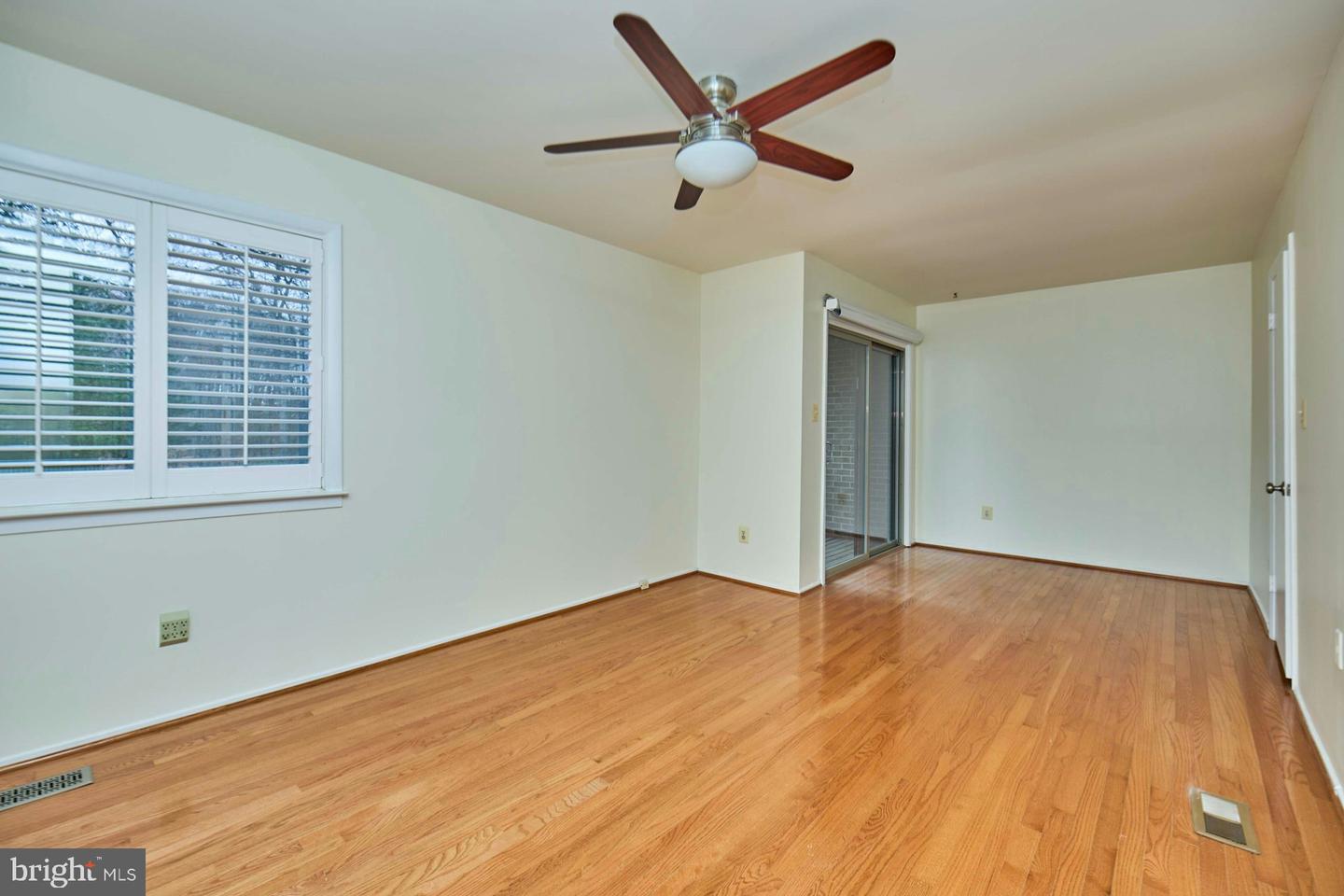 8566 GWYNEDD WAY, SPRINGFIELD, Virginia 22153, 3 Bedrooms Bedrooms, ,2 BathroomsBathrooms,Residential,For sale,8566 GWYNEDD WAY,VAFX2274514 MLS # VAFX2274514 8566 GWYNEDD WAY, SPRINGFIELD, Virginia 22153, 3 Bedrooms Bedrooms, ,2 BathroomsBathrooms,Residential,For sale,8566 GWYNEDD WAY,VAFX2274514 MLS # VAFX2274514