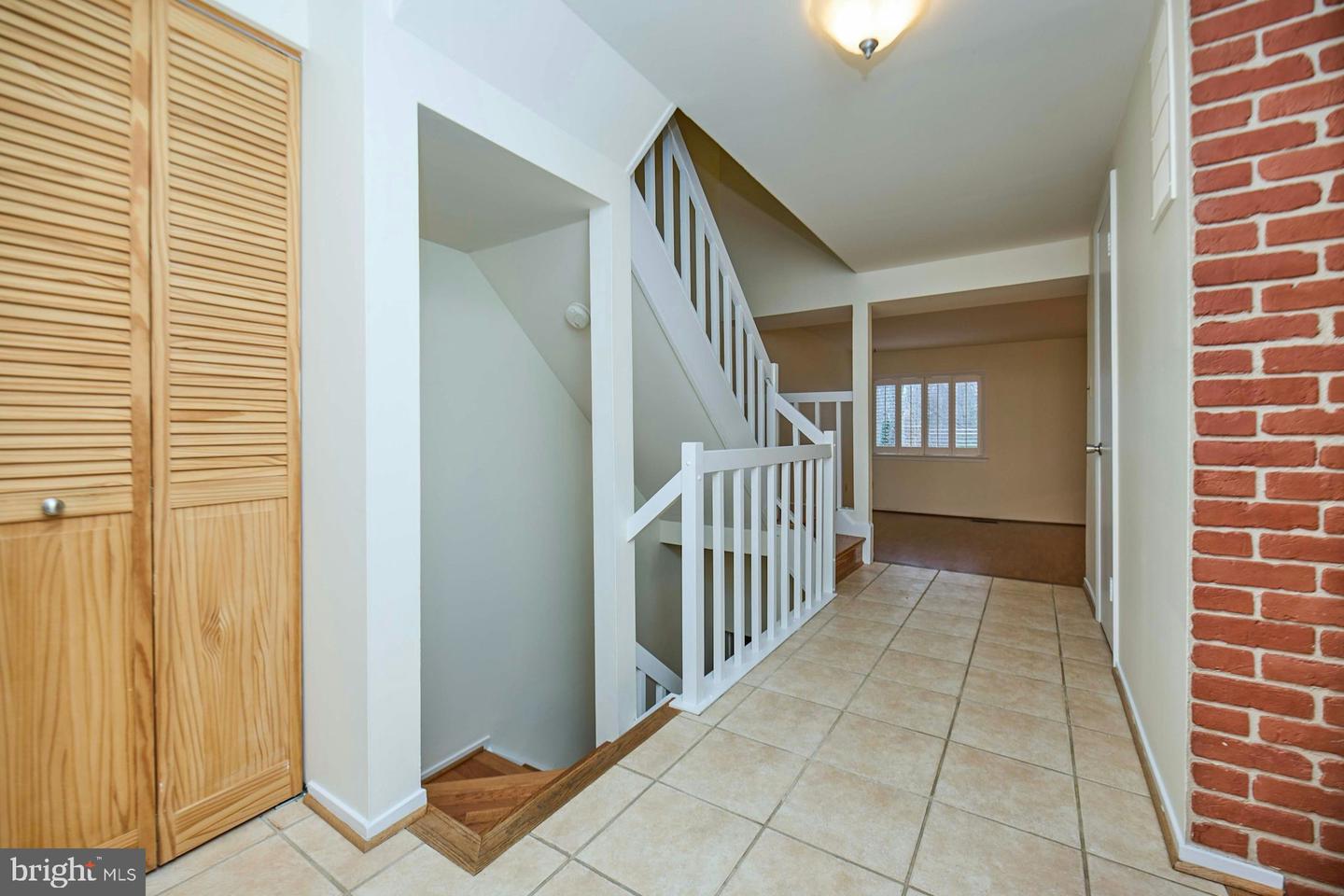 8566 GWYNEDD WAY, SPRINGFIELD, Virginia 22153, 3 Bedrooms Bedrooms, ,2 BathroomsBathrooms,Residential,For sale,8566 GWYNEDD WAY,VAFX2274514 MLS # VAFX2274514 8566 GWYNEDD WAY, SPRINGFIELD, Virginia 22153, 3 Bedrooms Bedrooms, ,2 BathroomsBathrooms,Residential,For sale,8566 GWYNEDD WAY,VAFX2274514 MLS # VAFX2274514