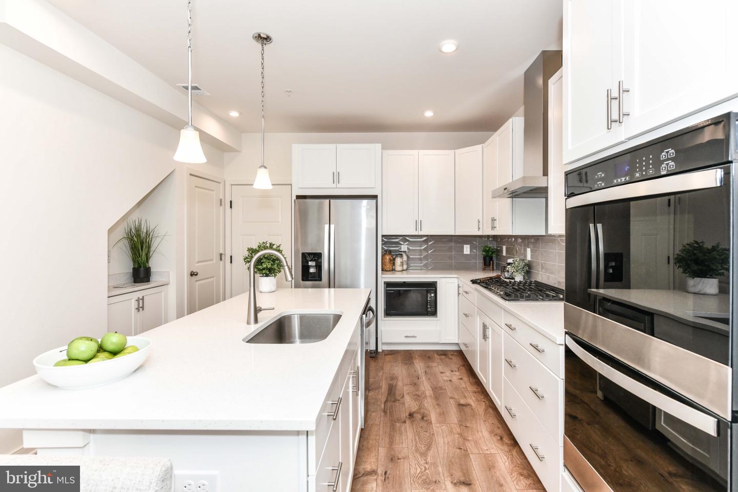 45922 SWALLOW TER, STERLING, Virginia 20165, 3 Bedrooms Bedrooms, 9 Rooms Rooms,2 BathroomsBathrooms,Residential,For sale,45922 SWALLOW TER,VALO2110546 MLS # VALO2110546 45922 SWALLOW TER, STERLING, Virginia 20165, 3 Bedrooms Bedrooms, 9 Rooms Rooms,2 BathroomsBathrooms,Residential,For sale,45922 SWALLOW TER,VALO2110546 MLS # VALO2110546