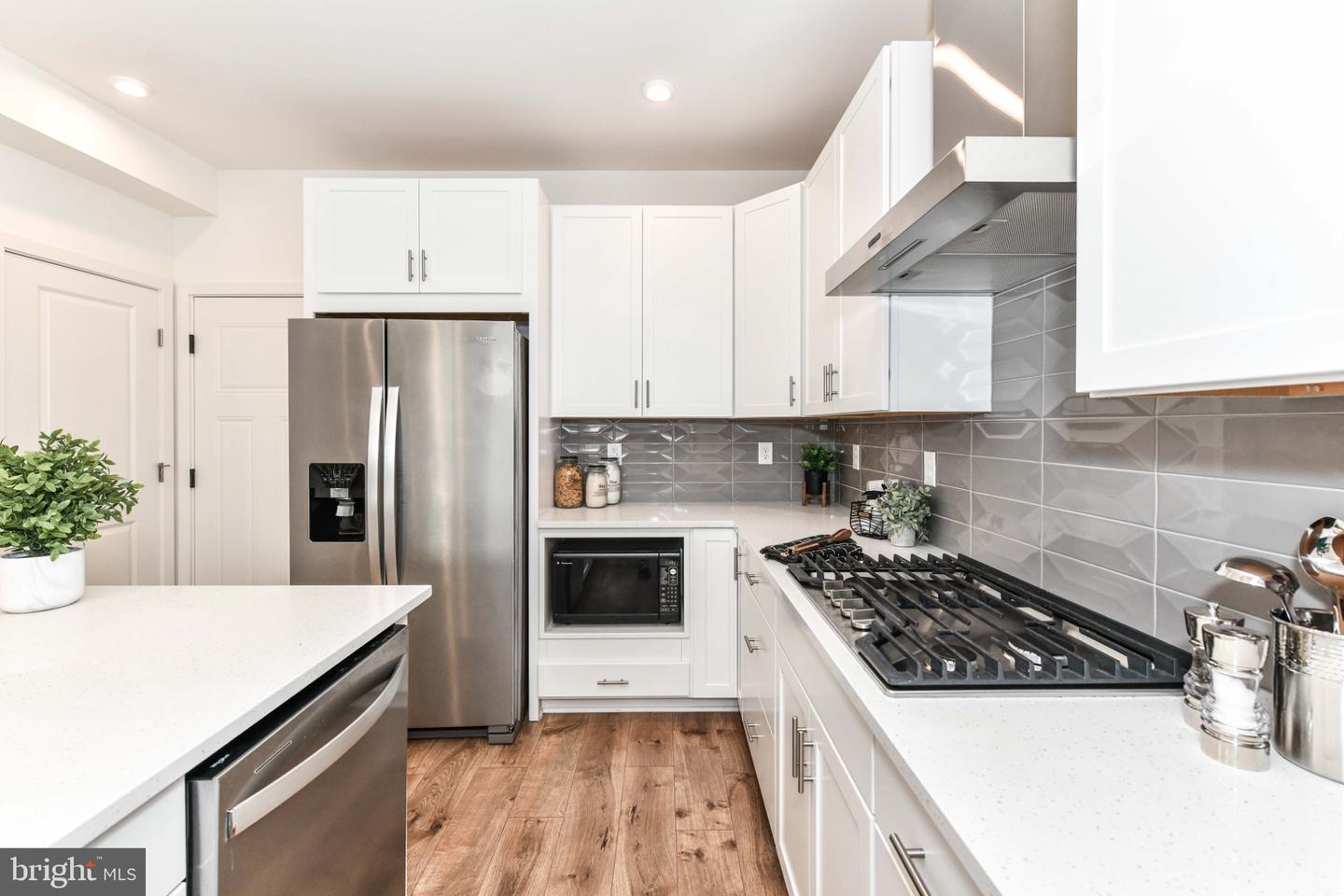 45922 SWALLOW TER, STERLING, Virginia 20165, 3 Bedrooms Bedrooms, 9 Rooms Rooms,2 BathroomsBathrooms,Residential,For sale,45922 SWALLOW TER,VALO2110546 MLS # VALO2110546 45922 SWALLOW TER, STERLING, Virginia 20165, 3 Bedrooms Bedrooms, 9 Rooms Rooms,2 BathroomsBathrooms,Residential,For sale,45922 SWALLOW TER,VALO2110546 MLS # VALO2110546