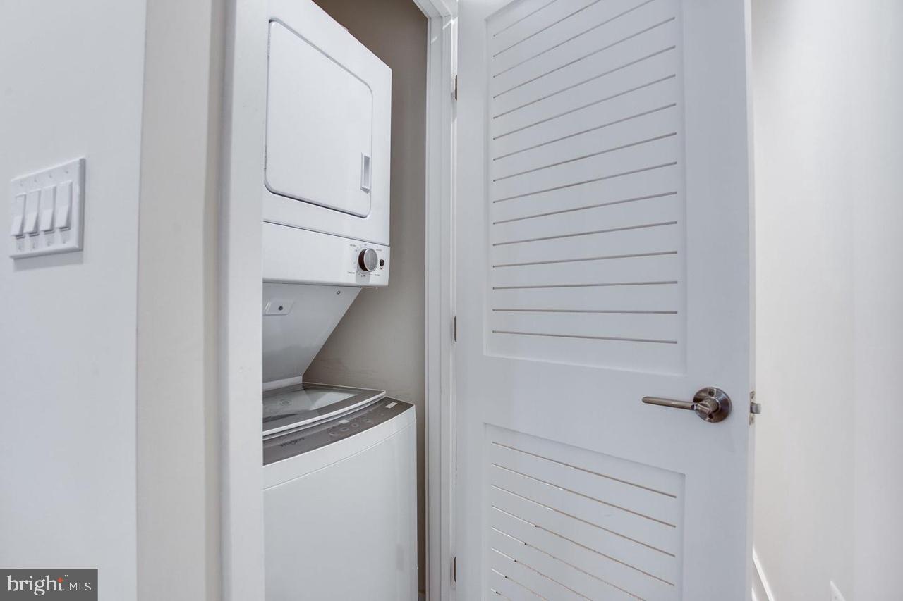 58 T ST NW #1, WASHINGTON, District Of Columbia 20001, 2 Bedrooms Bedrooms, ,1 BathroomBathrooms,Residential,For sale,58 T ST NW #1,DCDC2231406 MLS # DCDC2231406 58 T ST NW #1, WASHINGTON, District Of Columbia 20001, 2 Bedrooms Bedrooms, ,1 BathroomBathrooms,Residential,For sale,58 T ST NW #1,DCDC2231406 MLS # DCDC2231406