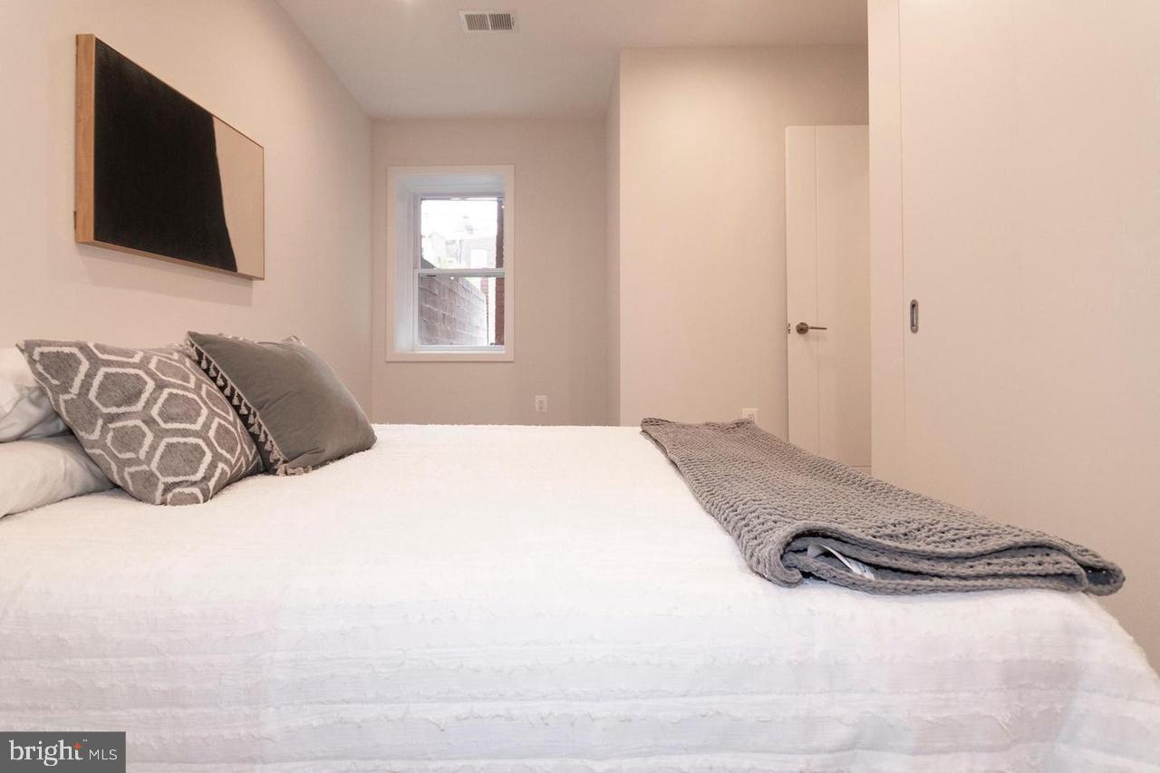 58 T ST NW #1, WASHINGTON, District Of Columbia 20001, 2 Bedrooms Bedrooms, ,1 BathroomBathrooms,Residential,For sale,58 T ST NW #1,DCDC2231406 MLS # DCDC2231406 58 T ST NW #1, WASHINGTON, District Of Columbia 20001, 2 Bedrooms Bedrooms, ,1 BathroomBathrooms,Residential,For sale,58 T ST NW #1,DCDC2231406 MLS # DCDC2231406