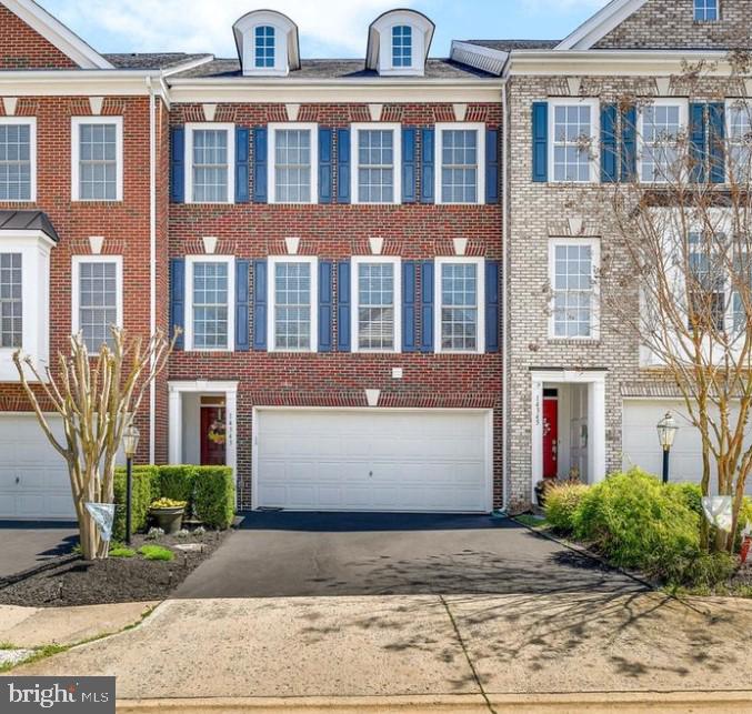 14343 VERDE PL, HAYMARKET, Virginia 20169, 3 Bedrooms Bedrooms, ,2 BathroomsBathrooms,Residential,For sale,14343 VERDE PL,VAPW2107680 MLS # VAPW2107680