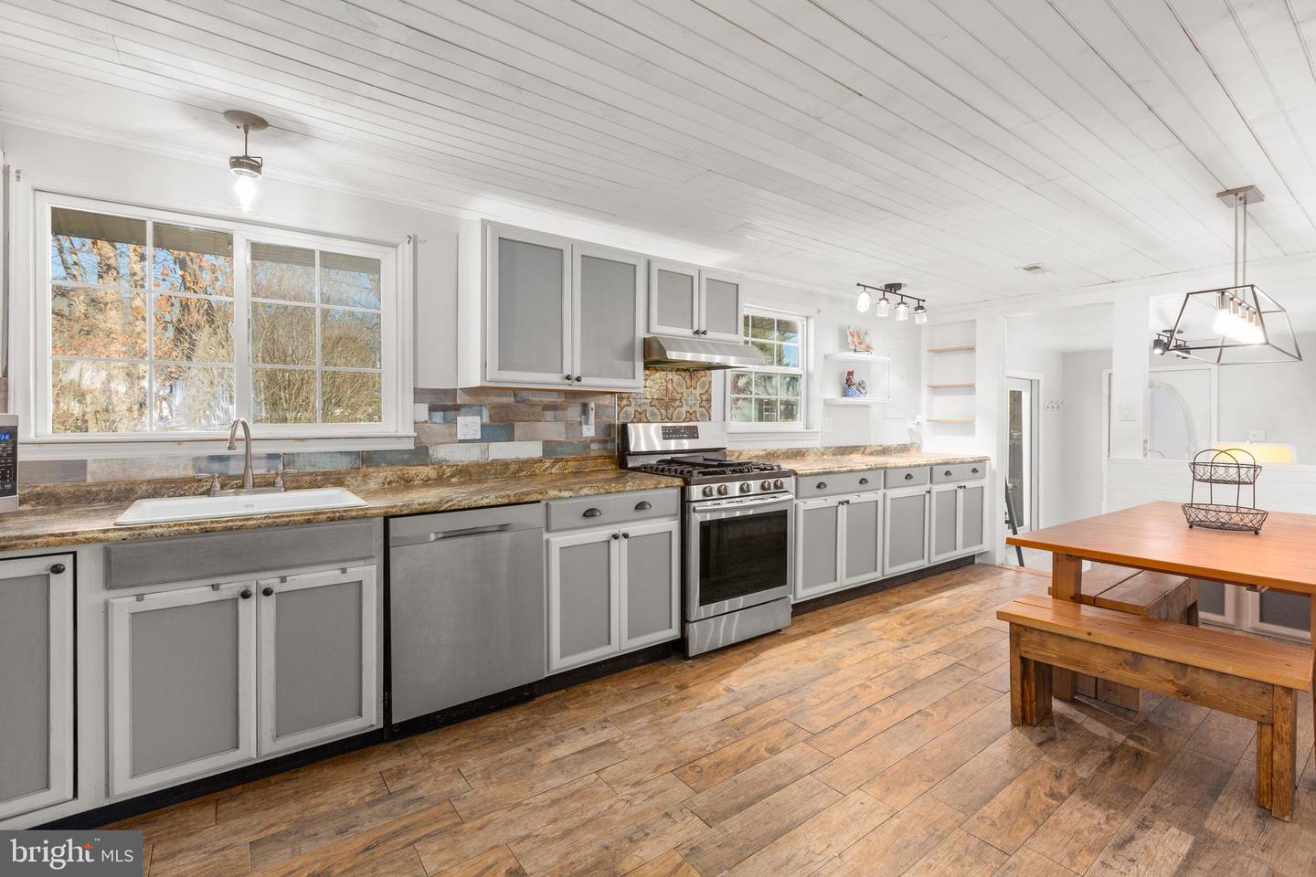 5 TURNER DR, STAFFORD, Virginia 22556, 3 Bedrooms Bedrooms, ,1 BathroomBathrooms,Residential,For sale,5 TURNER DR,VAST2044246 MLS # VAST2044246 5 TURNER DR, STAFFORD, Virginia 22556, 3 Bedrooms Bedrooms, ,1 BathroomBathrooms,Residential,For sale,5 TURNER DR,VAST2044246 MLS # VAST2044246