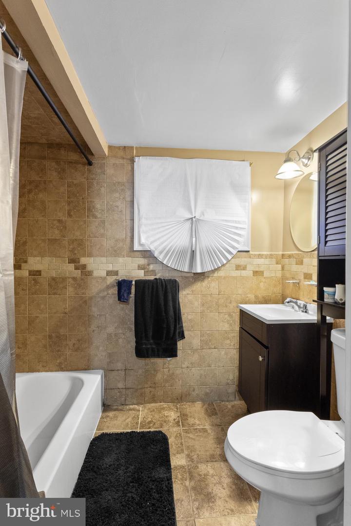 227 HAWAII AVE NE, WASHINGTON, District Of Columbia 20011, 4 Bedrooms Bedrooms, ,2 BathroomsBathrooms,Residential,For sale,227 HAWAII AVE NE,DCDC2232020 MLS # DCDC2232020