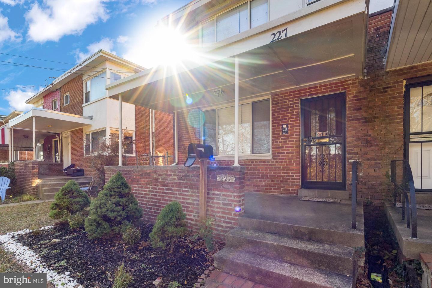 227 HAWAII AVE NE, WASHINGTON, District Of Columbia 20011, 4 Bedrooms Bedrooms, ,2 BathroomsBathrooms,Residential,For sale,227 HAWAII AVE NE,DCDC2232020 MLS # DCDC2232020