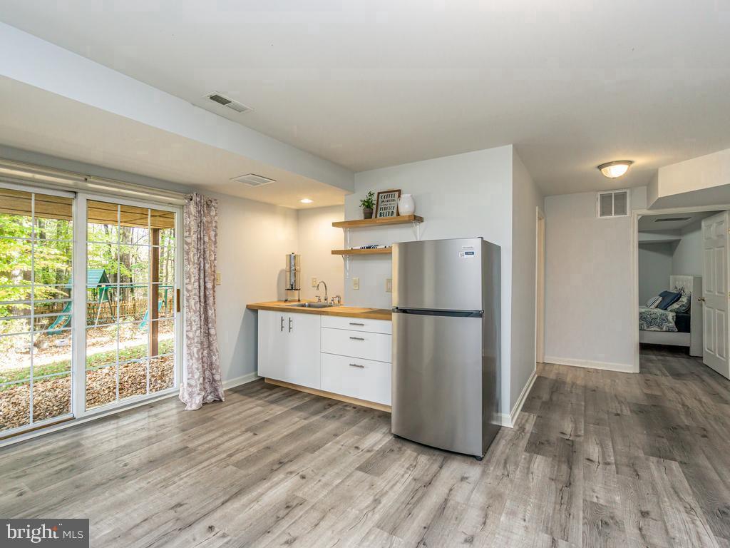 10412 COLECHESTER ST, FREDERICKSBURG, Virginia 22408, 5 Bedrooms Bedrooms, ,4 BathroomsBathrooms,Residential,For sale,10412 COLECHESTER ST,VASP2037628 MLS # VASP2037628