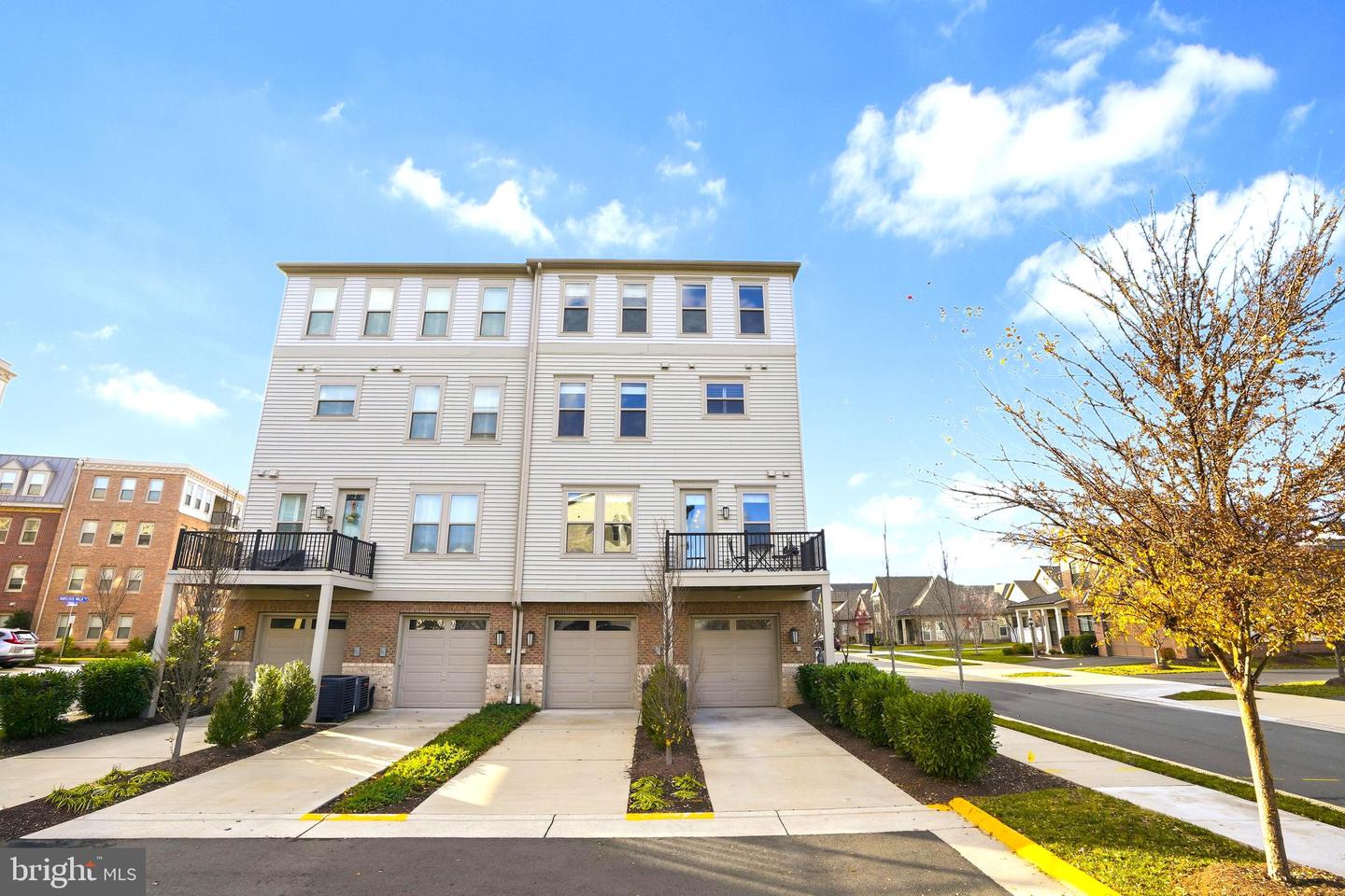 23606 HAVELOCK WALK TER, ASHBURN, Virginia 20148, 3 Bedrooms Bedrooms, ,2 BathroomsBathrooms,Residential,For sale,23606 HAVELOCK WALK TER,VALO2111310 MLS # VALO2111310