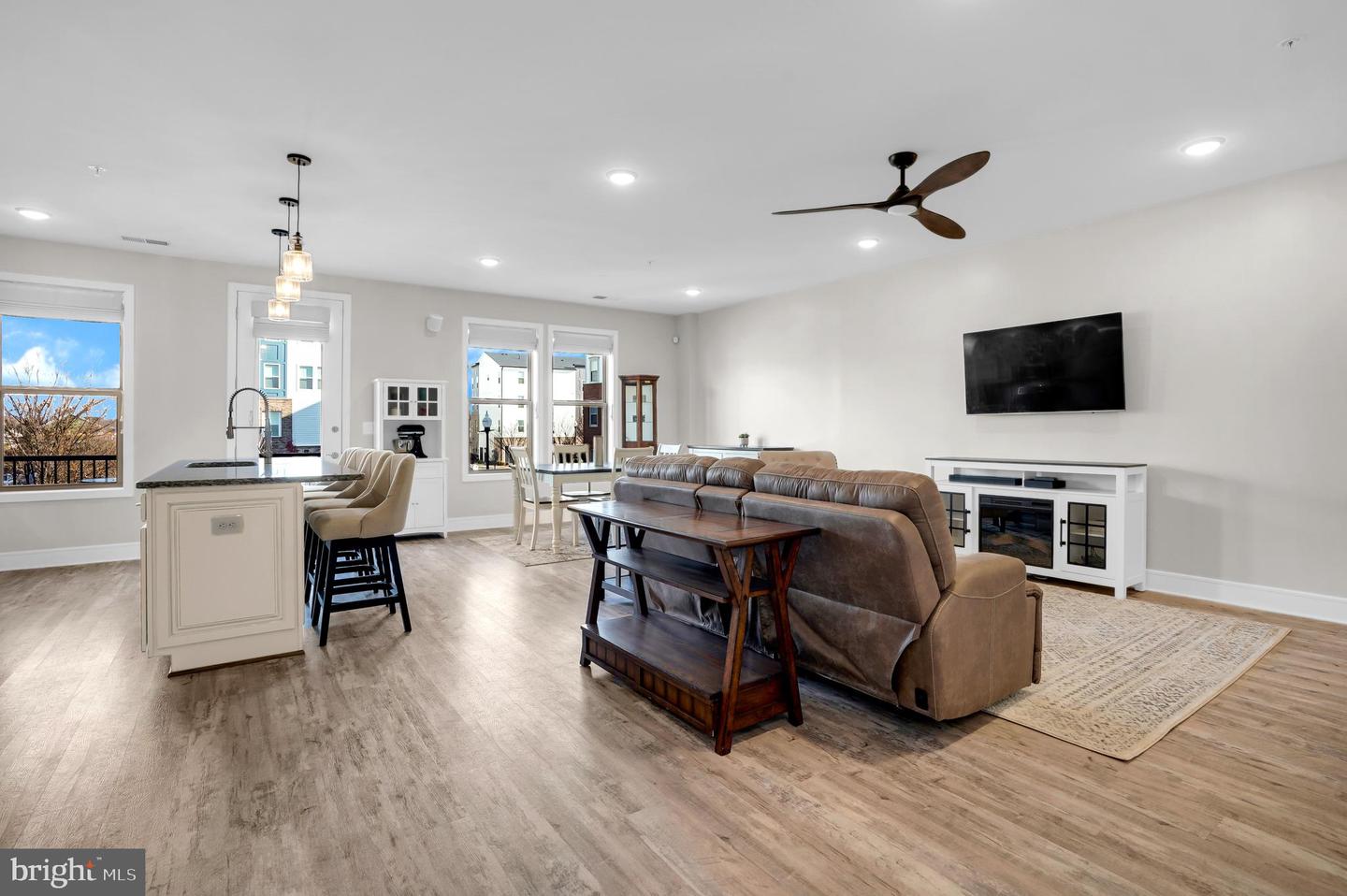 23606 HAVELOCK WALK TER, ASHBURN, Virginia 20148, 3 Bedrooms Bedrooms, ,2 BathroomsBathrooms,Residential,For sale,23606 HAVELOCK WALK TER,VALO2111310 MLS # VALO2111310