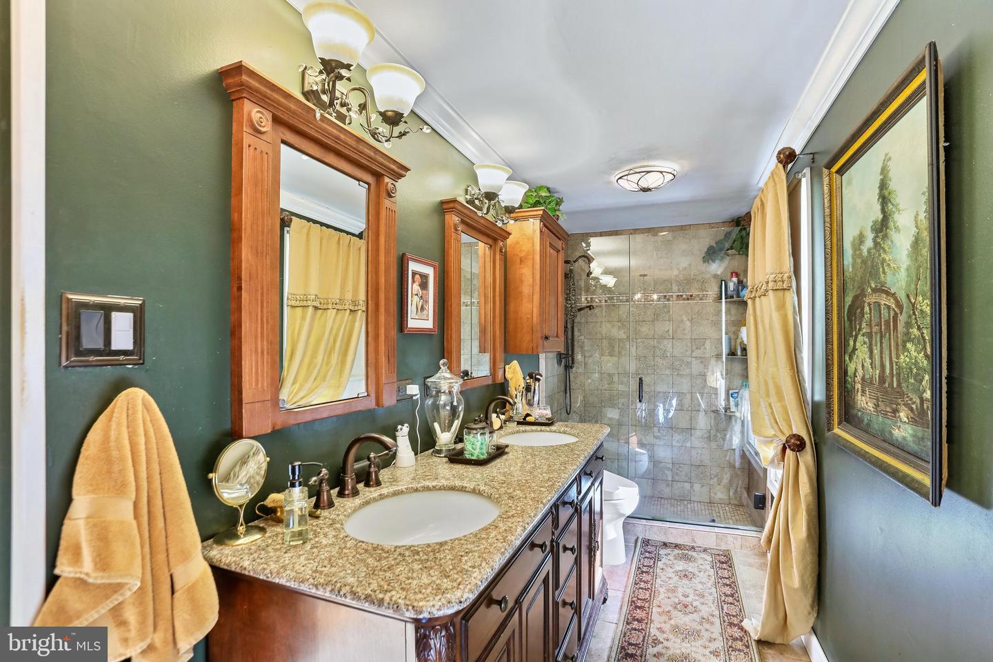 12080 AXLINE RD, LOVETTSVILLE, Virginia 20180, 4 Bedrooms Bedrooms, ,2 BathroomsBathrooms,Residential,For sale,12080 AXLINE RD,VALO2111328 MLS # VALO2111328