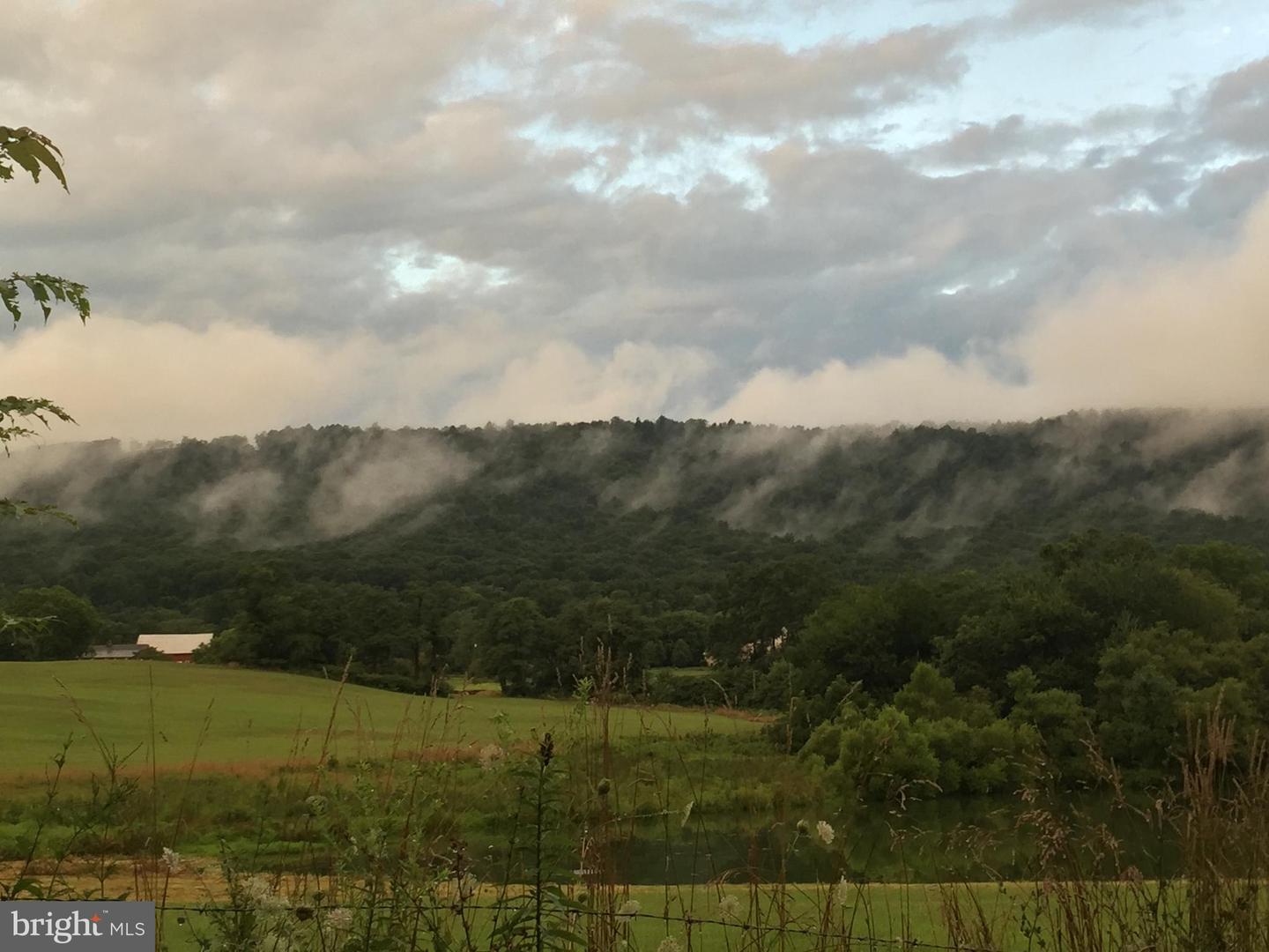 12080 AXLINE RD, LOVETTSVILLE, Virginia 20180, 4 Bedrooms Bedrooms, ,2 BathroomsBathrooms,Residential,For sale,12080 AXLINE RD,VALO2111328 MLS # VALO2111328