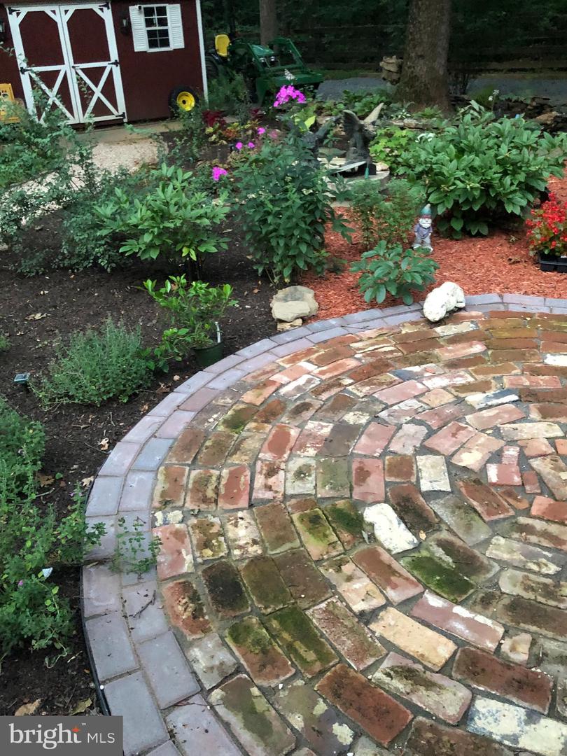 12080 AXLINE RD, LOVETTSVILLE, Virginia 20180, 4 Bedrooms Bedrooms, ,2 BathroomsBathrooms,Residential,For sale,12080 AXLINE RD,VALO2111328 MLS # VALO2111328