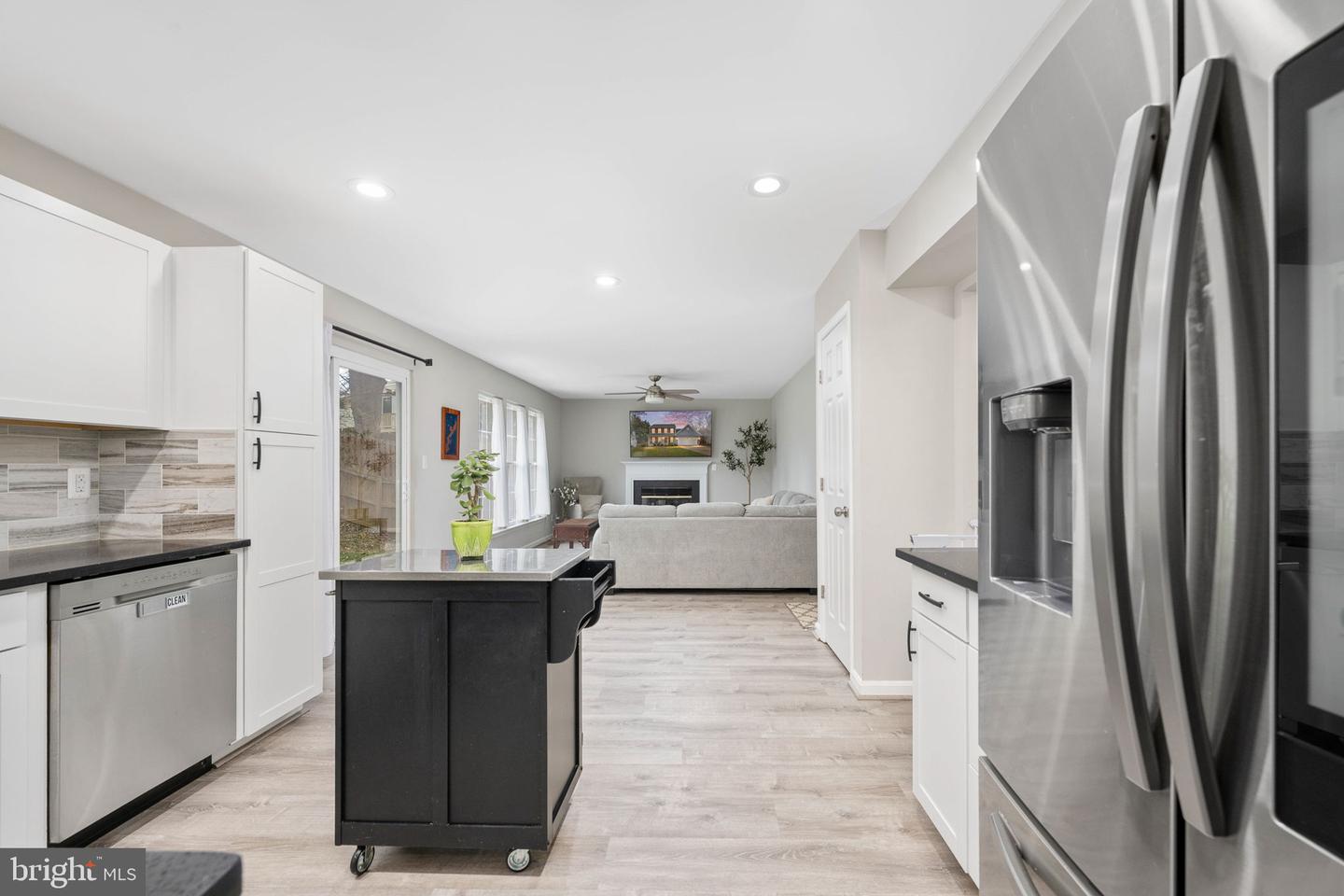 6 SARRINGTON CT, STAFFORD, Virginia 22554, 4 Bedrooms Bedrooms, ,3 BathroomsBathrooms,Residential,For sale,6 SARRINGTON CT,VAST2044352 MLS # VAST2044352 6 SARRINGTON CT, STAFFORD, Virginia 22554, 4 Bedrooms Bedrooms, ,3 BathroomsBathrooms,Residential,For sale,6 SARRINGTON CT,VAST2044352 MLS # VAST2044352