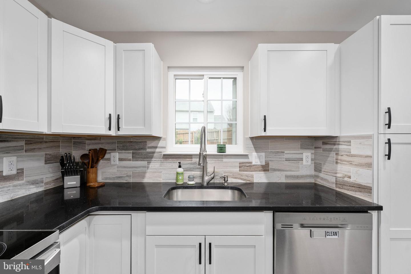 6 SARRINGTON CT, STAFFORD, Virginia 22554, 4 Bedrooms Bedrooms, ,3 BathroomsBathrooms,Residential,For sale,6 SARRINGTON CT,VAST2044352 MLS # VAST2044352 6 SARRINGTON CT, STAFFORD, Virginia 22554, 4 Bedrooms Bedrooms, ,3 BathroomsBathrooms,Residential,For sale,6 SARRINGTON CT,VAST2044352 MLS # VAST2044352