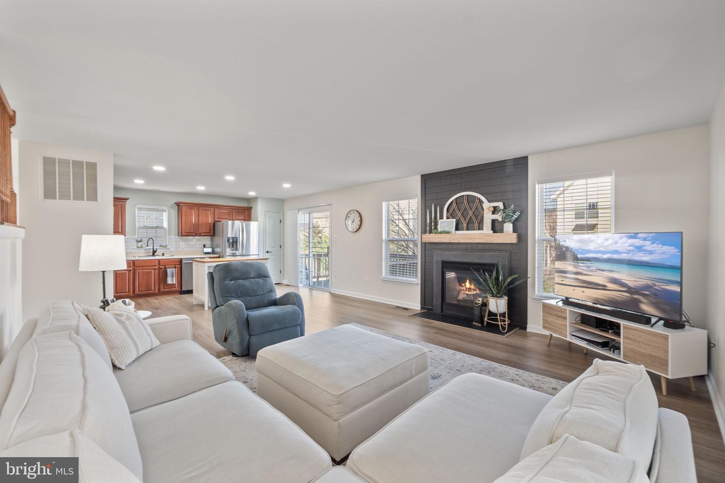 11909 MOLLY PITCHER CIR, MANASSAS, Virginia 20109, 4 Bedrooms Bedrooms, ,2 BathroomsBathrooms,Residential,For sale,11909 MOLLY PITCHER CIR,VAPW2108068 MLS # VAPW2108068