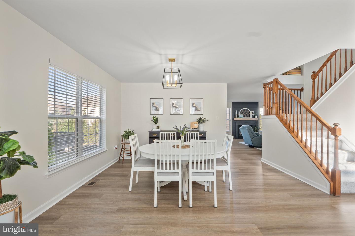 11909 MOLLY PITCHER CIR, MANASSAS, Virginia 20109, 4 Bedrooms Bedrooms, ,2 BathroomsBathrooms,Residential,For sale,11909 MOLLY PITCHER CIR,VAPW2108068 MLS # VAPW2108068