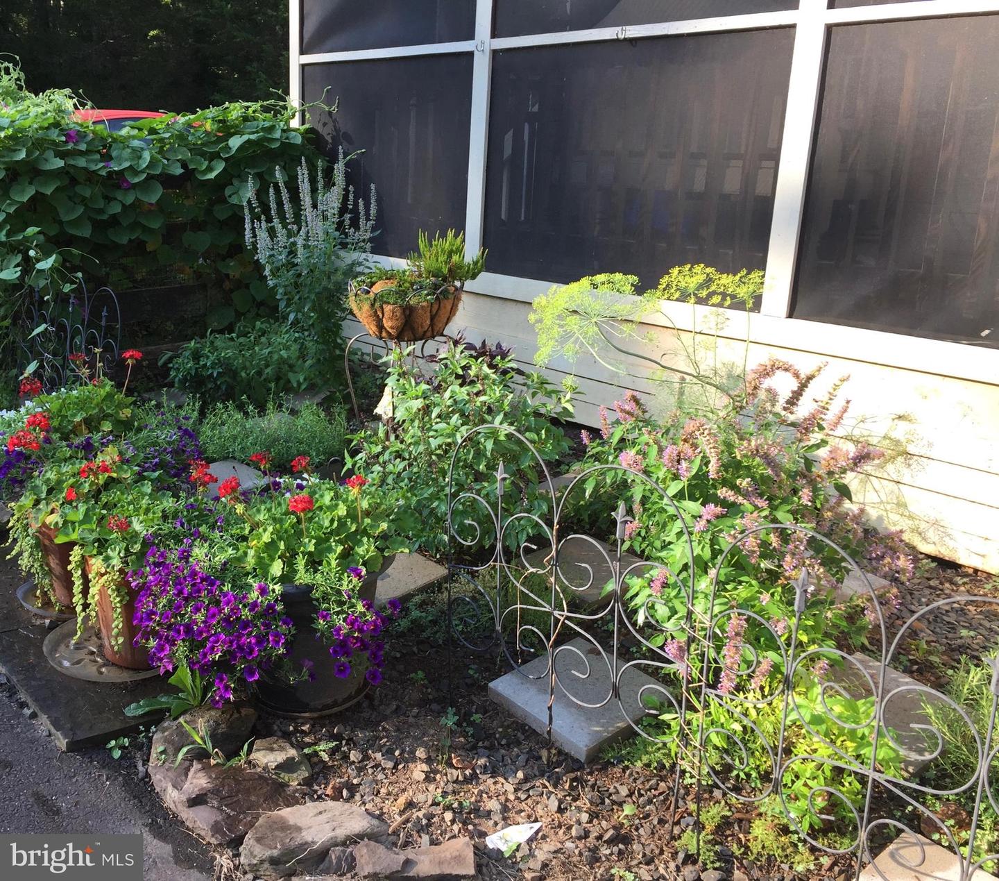 8182 ASHTON WAY, WARRENTON, Virginia 20186, 5 Bedrooms Bedrooms, ,3 BathroomsBathrooms,Residential,For sale,8182 ASHTON WAY,VAFQ2019726 MLS # VAFQ2019726