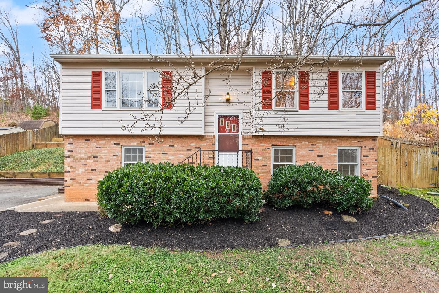 6738 KELLY RD, WARRENTON, Virginia 20187, 3 Bedrooms Bedrooms, ,2 BathroomsBathrooms,Residential,For sale,6738 KELLY RD,VAFQ2019732 MLS # VAFQ2019732