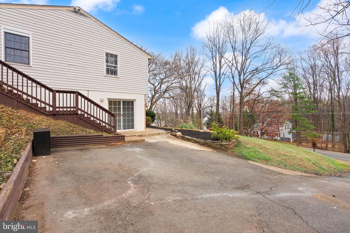 6738 KELLY RD, WARRENTON, Virginia 20187, 3 Bedrooms Bedrooms, ,2 BathroomsBathrooms,Residential,For sale,6738 KELLY RD,VAFQ2019732 MLS # VAFQ2019732