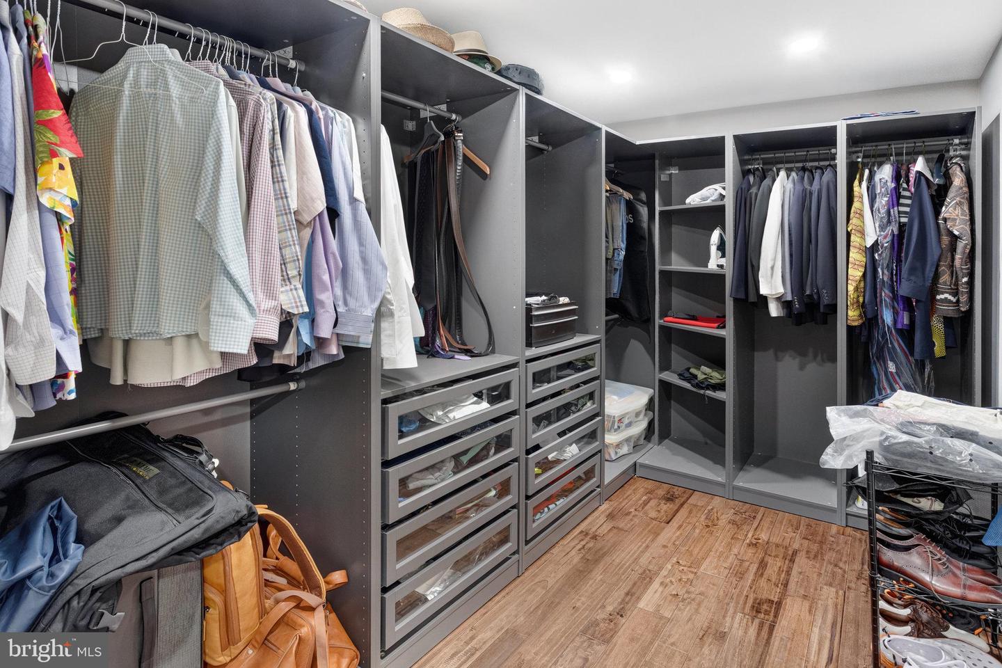 4586 RINCON PL, DUMFRIES, Virginia 22025, 5 Bedrooms Bedrooms, 16 Rooms Rooms,3 BathroomsBathrooms,Residential,For sale,4586 RINCON PL,VAPW2108152 MLS # VAPW2108152