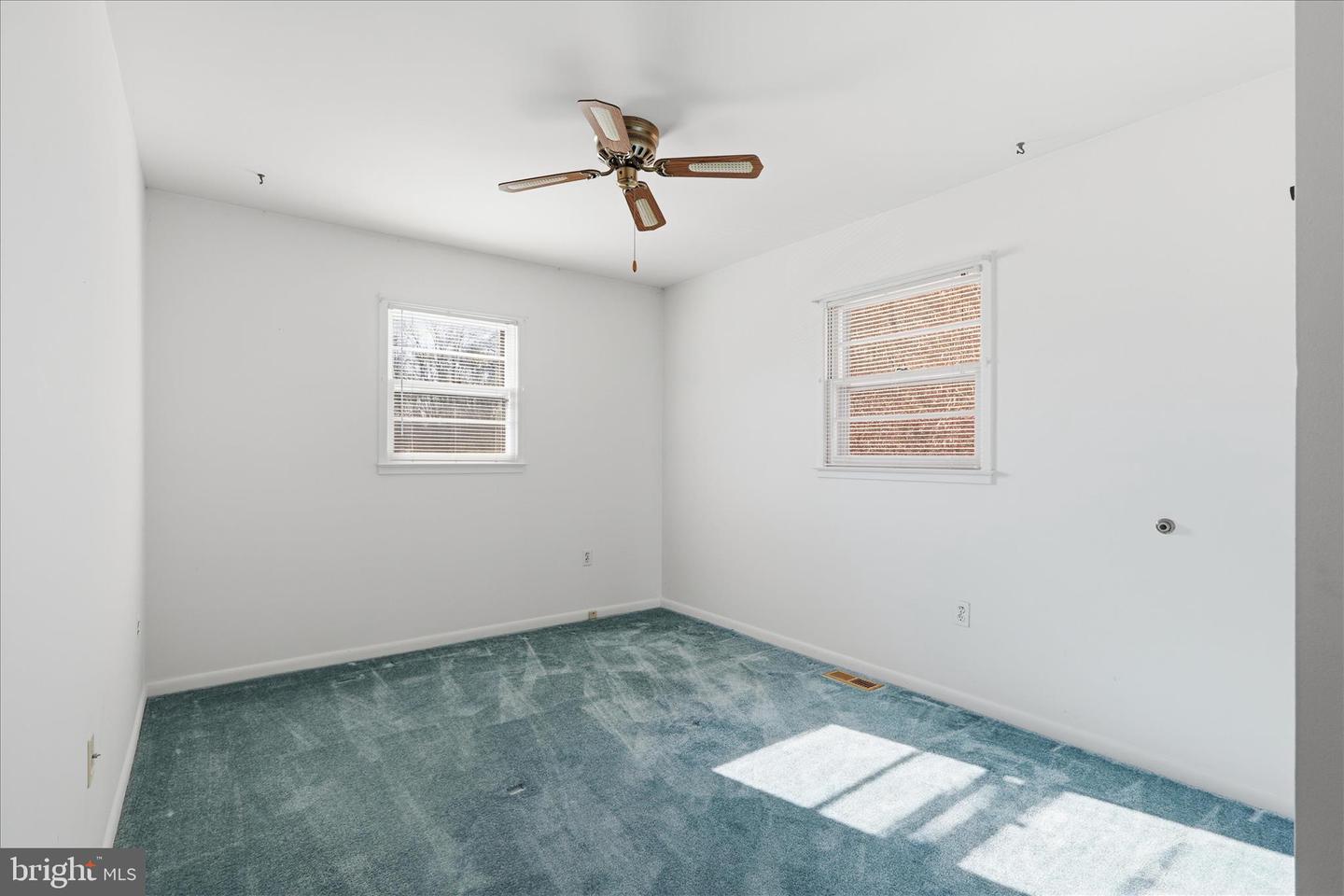 13010 KERRYDALE RD, WOODBRIDGE, Virginia 22193, 4 Bedrooms Bedrooms, ,2 BathroomsBathrooms,Residential,For sale,13010 KERRYDALE RD,VAPW2108160 MLS # VAPW2108160 13010 KERRYDALE RD, WOODBRIDGE, Virginia 22193, 4 Bedrooms Bedrooms, ,2 BathroomsBathrooms,Residential,For sale,13010 KERRYDALE RD,VAPW2108160 MLS # VAPW2108160