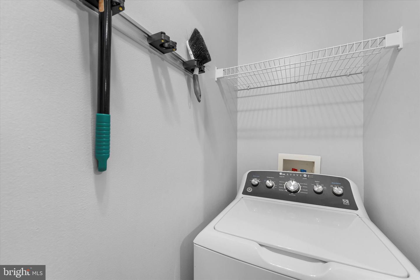 514 SUNSET VIEW TER SE #402, LEESBURG, Virginia 20175, 1 Bedroom Bedrooms, 7 Rooms Rooms,1 BathroomBathrooms,Residential,For sale,514 SUNSET VIEW TER SE #402,VALO2111578 MLS # VALO2111578 514 SUNSET VIEW TER SE #402, LEESBURG, Virginia 20175, 1 Bedroom Bedrooms, 7 Rooms Rooms,1 BathroomBathrooms,Residential,For sale,514 SUNSET VIEW TER SE #402,VALO2111578 MLS # VALO2111578