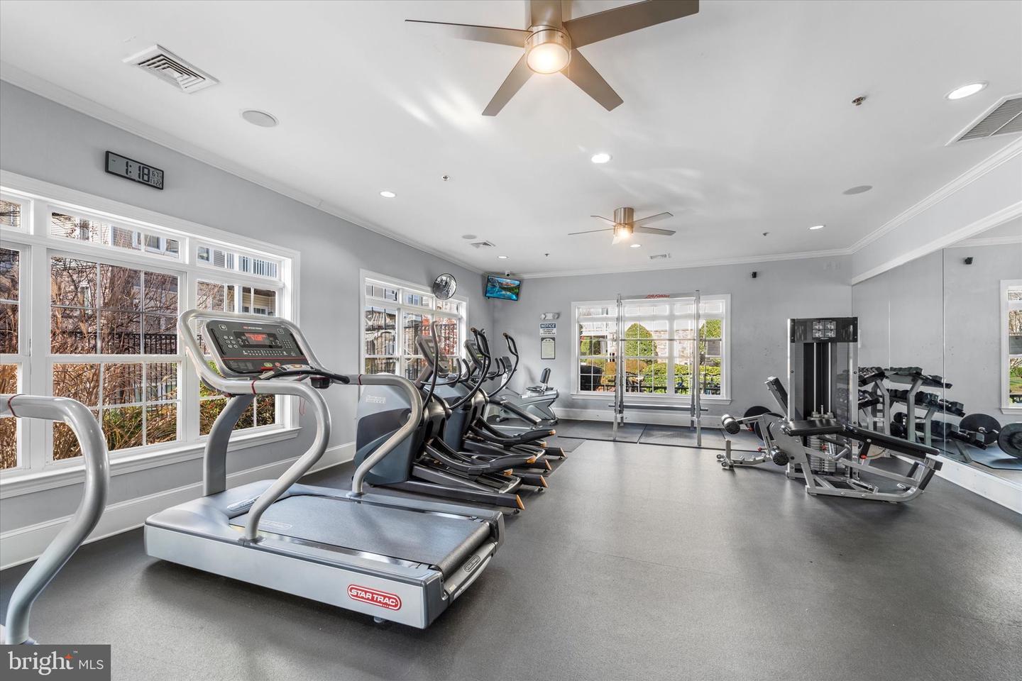 514 SUNSET VIEW TER SE #402, LEESBURG, Virginia 20175, 1 Bedroom Bedrooms, 7 Rooms Rooms,1 BathroomBathrooms,Residential,For sale,514 SUNSET VIEW TER SE #402,VALO2111578 MLS # VALO2111578 514 SUNSET VIEW TER SE #402, LEESBURG, Virginia 20175, 1 Bedroom Bedrooms, 7 Rooms Rooms,1 BathroomBathrooms,Residential,For sale,514 SUNSET VIEW TER SE #402,VALO2111578 MLS # VALO2111578