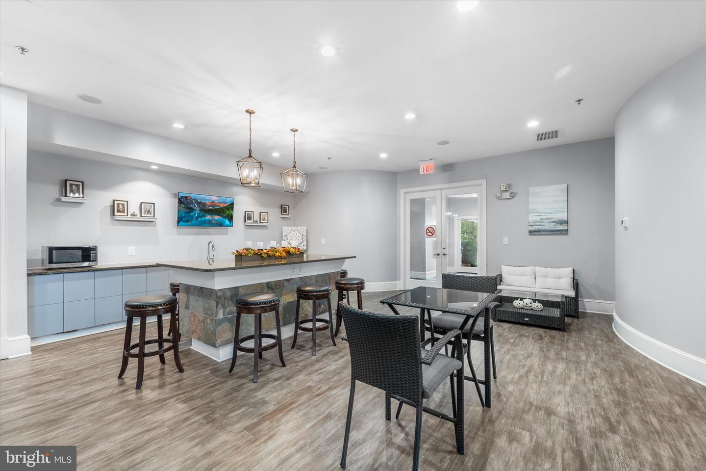 514 SUNSET VIEW TER SE #402, LEESBURG, Virginia 20175, 1 Bedroom Bedrooms, 7 Rooms Rooms,1 BathroomBathrooms,Residential,For sale,514 SUNSET VIEW TER SE #402,VALO2111578 MLS # VALO2111578 514 SUNSET VIEW TER SE #402, LEESBURG, Virginia 20175, 1 Bedroom Bedrooms, 7 Rooms Rooms,1 BathroomBathrooms,Residential,For sale,514 SUNSET VIEW TER SE #402,VALO2111578 MLS # VALO2111578