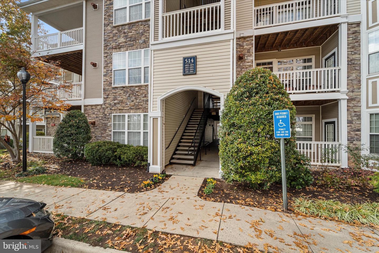 514 SUNSET VIEW TER SE #402, LEESBURG, Virginia 20175, 1 Bedroom Bedrooms, 7 Rooms Rooms,1 BathroomBathrooms,Residential,For sale,514 SUNSET VIEW TER SE #402,VALO2111578 MLS # VALO2111578 514 SUNSET VIEW TER SE #402, LEESBURG, Virginia 20175, 1 Bedroom Bedrooms, 7 Rooms Rooms,1 BathroomBathrooms,Residential,For sale,514 SUNSET VIEW TER SE #402,VALO2111578 MLS # VALO2111578