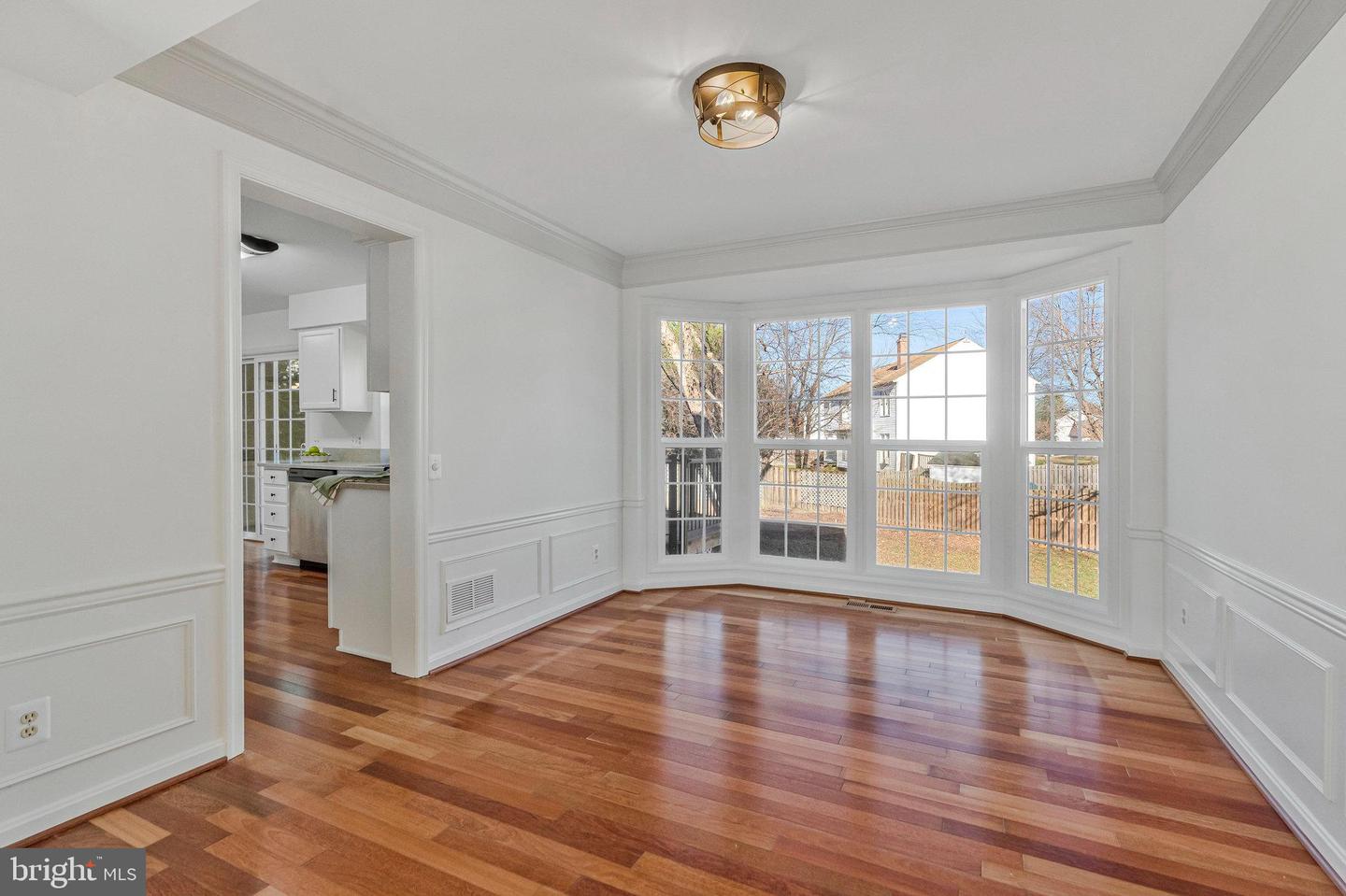 714 CLAIRMONT CT NE, LEESBURG, Virginia 20176, 4 Bedrooms Bedrooms, ,2 BathroomsBathrooms,Residential,For sale,714 CLAIRMONT CT NE,VALO2111616 MLS # VALO2111616