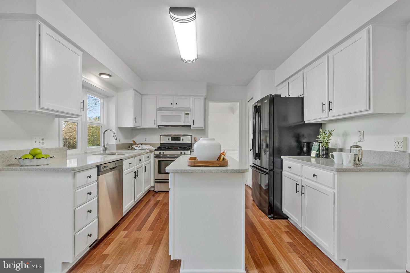 714 CLAIRMONT CT NE, LEESBURG, Virginia 20176, 4 Bedrooms Bedrooms, ,2 BathroomsBathrooms,Residential,For sale,714 CLAIRMONT CT NE,VALO2111616 MLS # VALO2111616