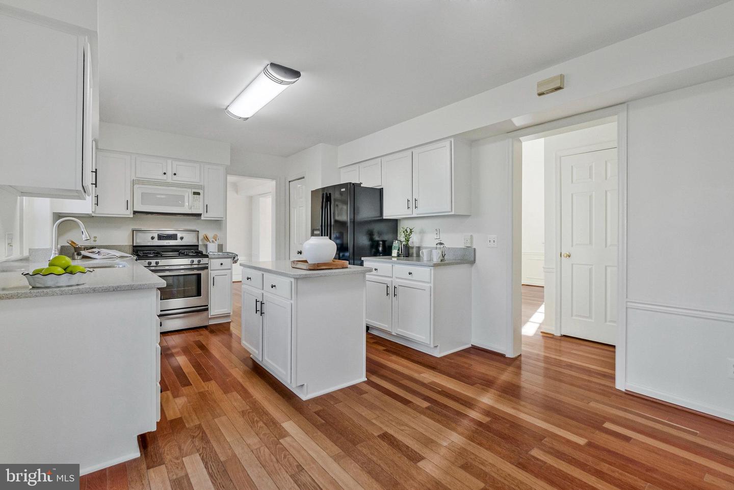 714 CLAIRMONT CT NE, LEESBURG, Virginia 20176, 4 Bedrooms Bedrooms, ,2 BathroomsBathrooms,Residential,For sale,714 CLAIRMONT CT NE,VALO2111616 MLS # VALO2111616