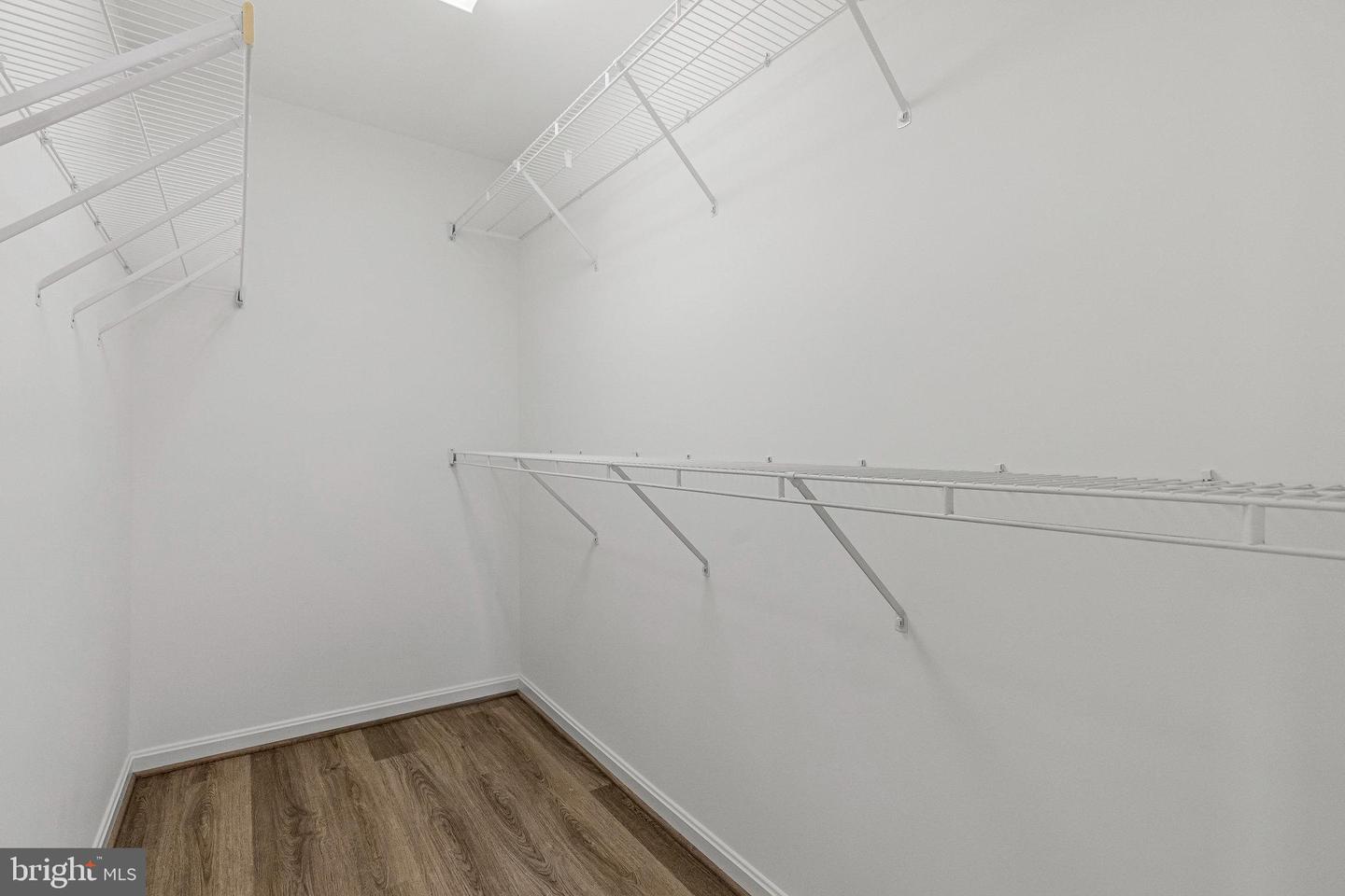 714 CLAIRMONT CT NE, LEESBURG, Virginia 20176, 4 Bedrooms Bedrooms, ,2 BathroomsBathrooms,Residential,For sale,714 CLAIRMONT CT NE,VALO2111616 MLS # VALO2111616