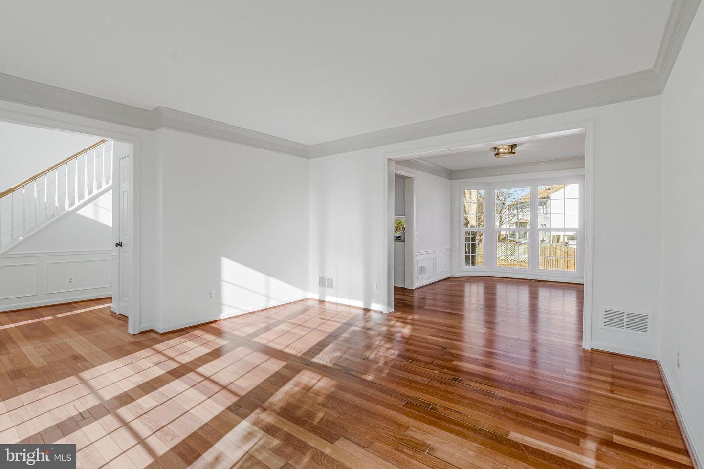 714 CLAIRMONT CT NE, LEESBURG, Virginia 20176, 4 Bedrooms Bedrooms, ,2 BathroomsBathrooms,Residential,For sale,714 CLAIRMONT CT NE,VALO2111616 MLS # VALO2111616