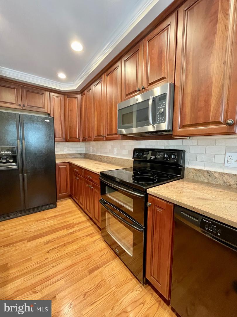 5624 GLEN EAGLES CT, FREDERICKSBURG, Virginia 22407, 3 Bedrooms Bedrooms, ,2 BathroomsBathrooms,Residential,For sale,5624 GLEN EAGLES CT,VASP2037790 MLS # VASP2037790