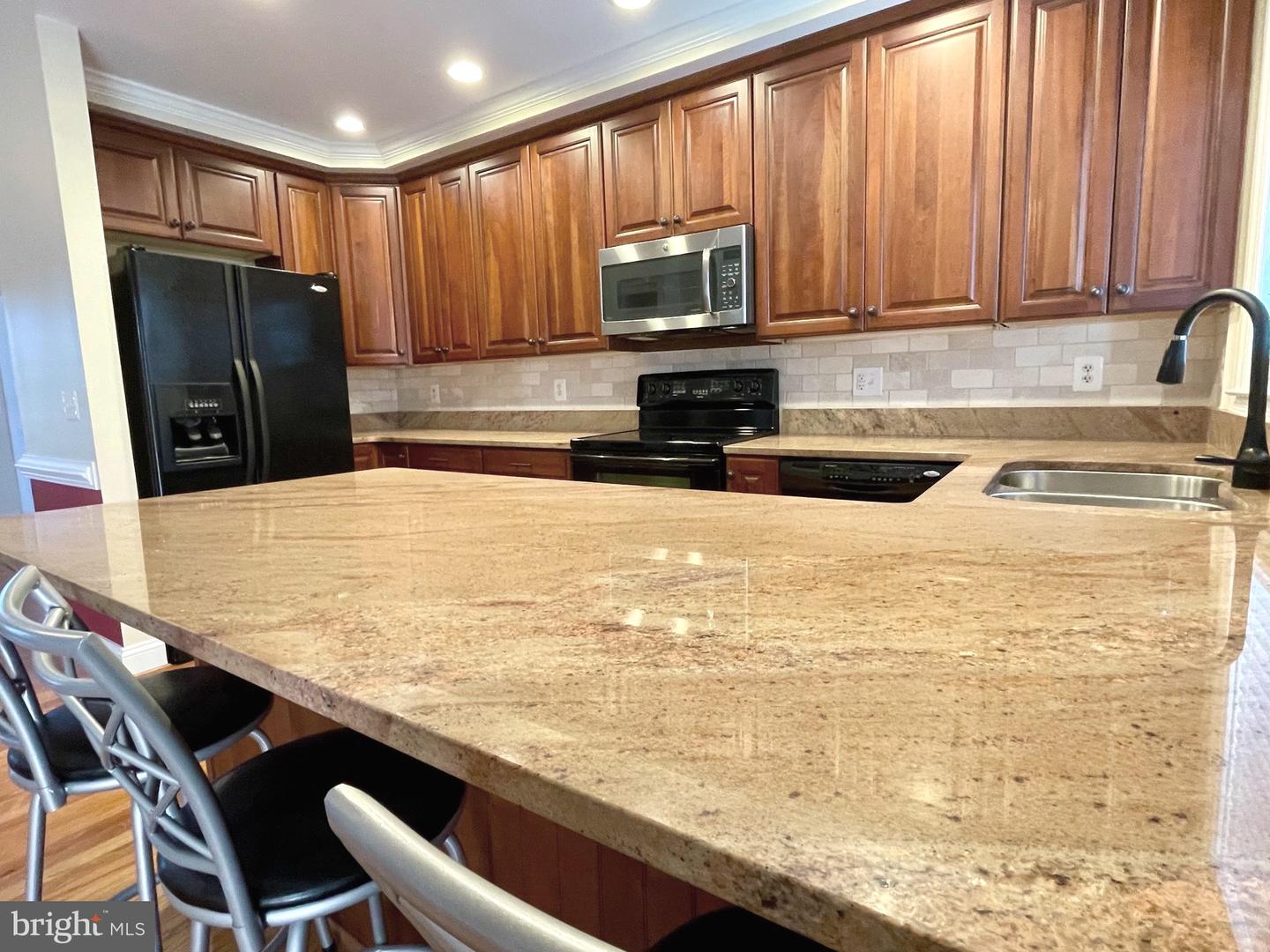 5624 GLEN EAGLES CT, FREDERICKSBURG, Virginia 22407, 3 Bedrooms Bedrooms, ,2 BathroomsBathrooms,Residential,For sale,5624 GLEN EAGLES CT,VASP2037790 MLS # VASP2037790