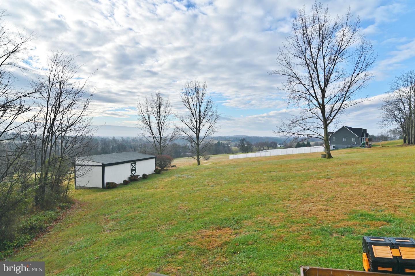 522 MANOR HILL DR, TOMS BROOK, Virginia 22660, 4 Bedrooms Bedrooms, ,3 BathroomsBathrooms,Residential,For sale,522 MANOR HILL DR,VASH2013082 MLS # VASH2013082