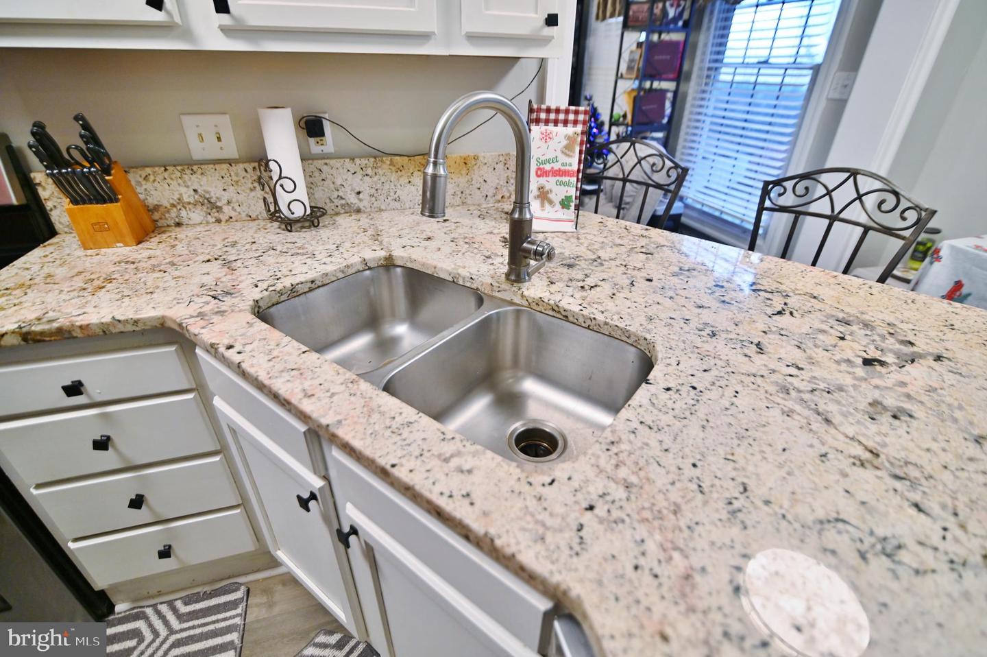 522 MANOR HILL DR, TOMS BROOK, Virginia 22660, 4 Bedrooms Bedrooms, ,3 BathroomsBathrooms,Residential,For sale,522 MANOR HILL DR,VASH2013082 MLS # VASH2013082