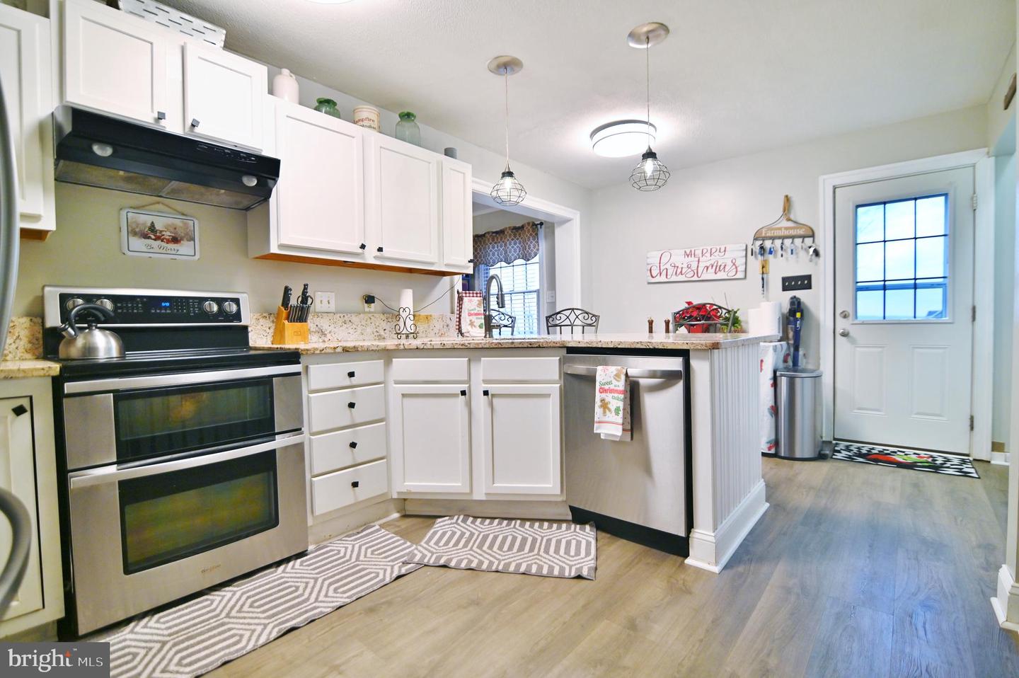 522 MANOR HILL DR, TOMS BROOK, Virginia 22660, 4 Bedrooms Bedrooms, ,3 BathroomsBathrooms,Residential,For sale,522 MANOR HILL DR,VASH2013082 MLS # VASH2013082