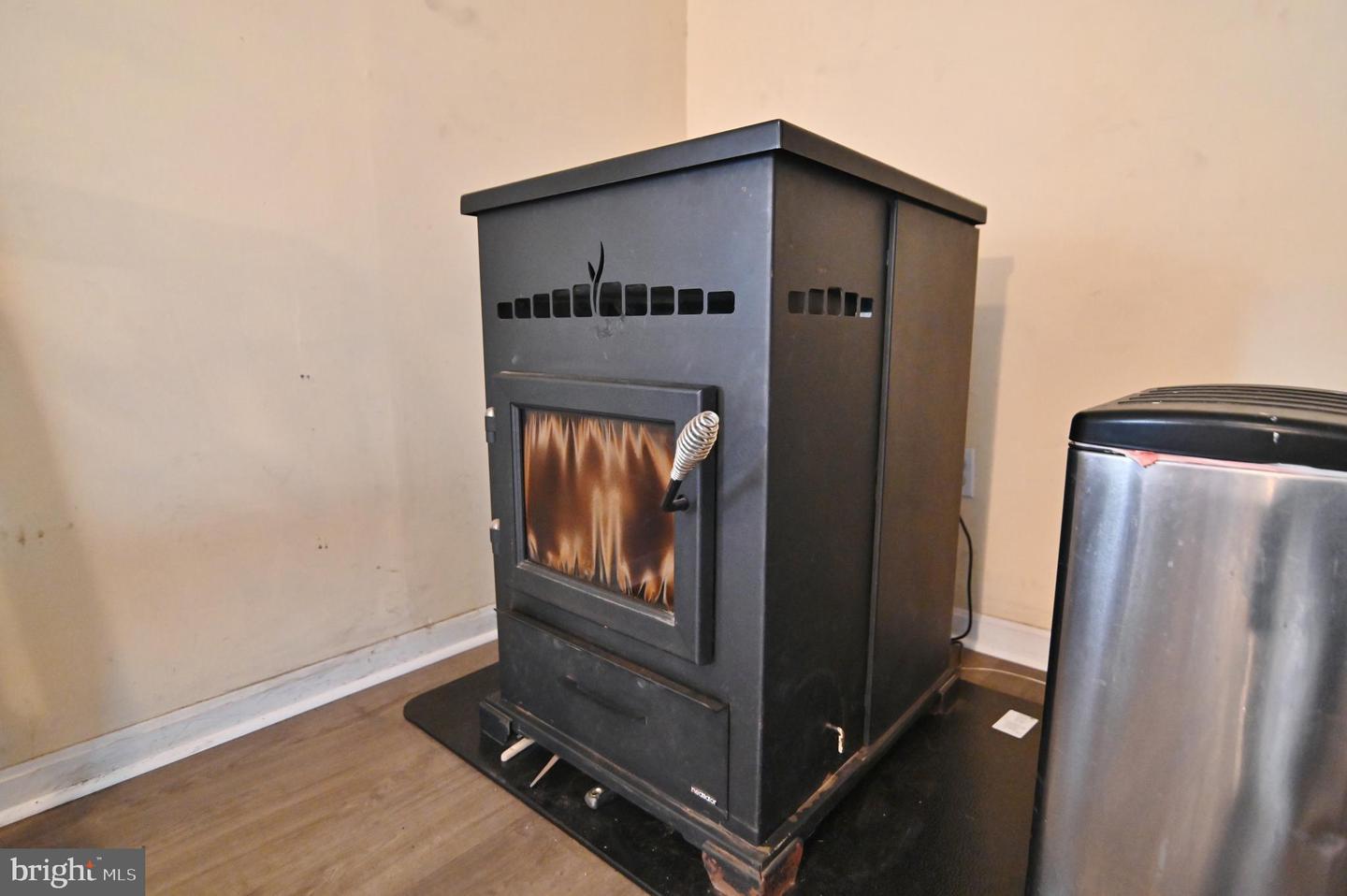 522 MANOR HILL DR, TOMS BROOK, Virginia 22660, 4 Bedrooms Bedrooms, ,3 BathroomsBathrooms,Residential,For sale,522 MANOR HILL DR,VASH2013082 MLS # VASH2013082