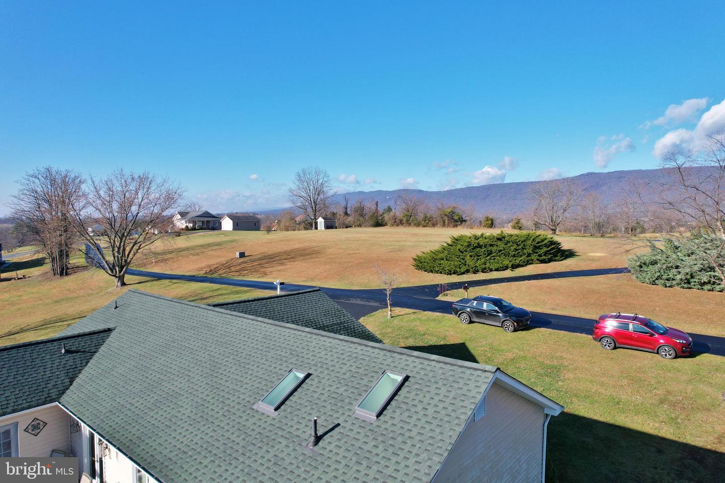 522 MANOR HILL DR, TOMS BROOK, Virginia 22660, 4 Bedrooms Bedrooms, ,3 BathroomsBathrooms,Residential,For sale,522 MANOR HILL DR,VASH2013082 MLS # VASH2013082