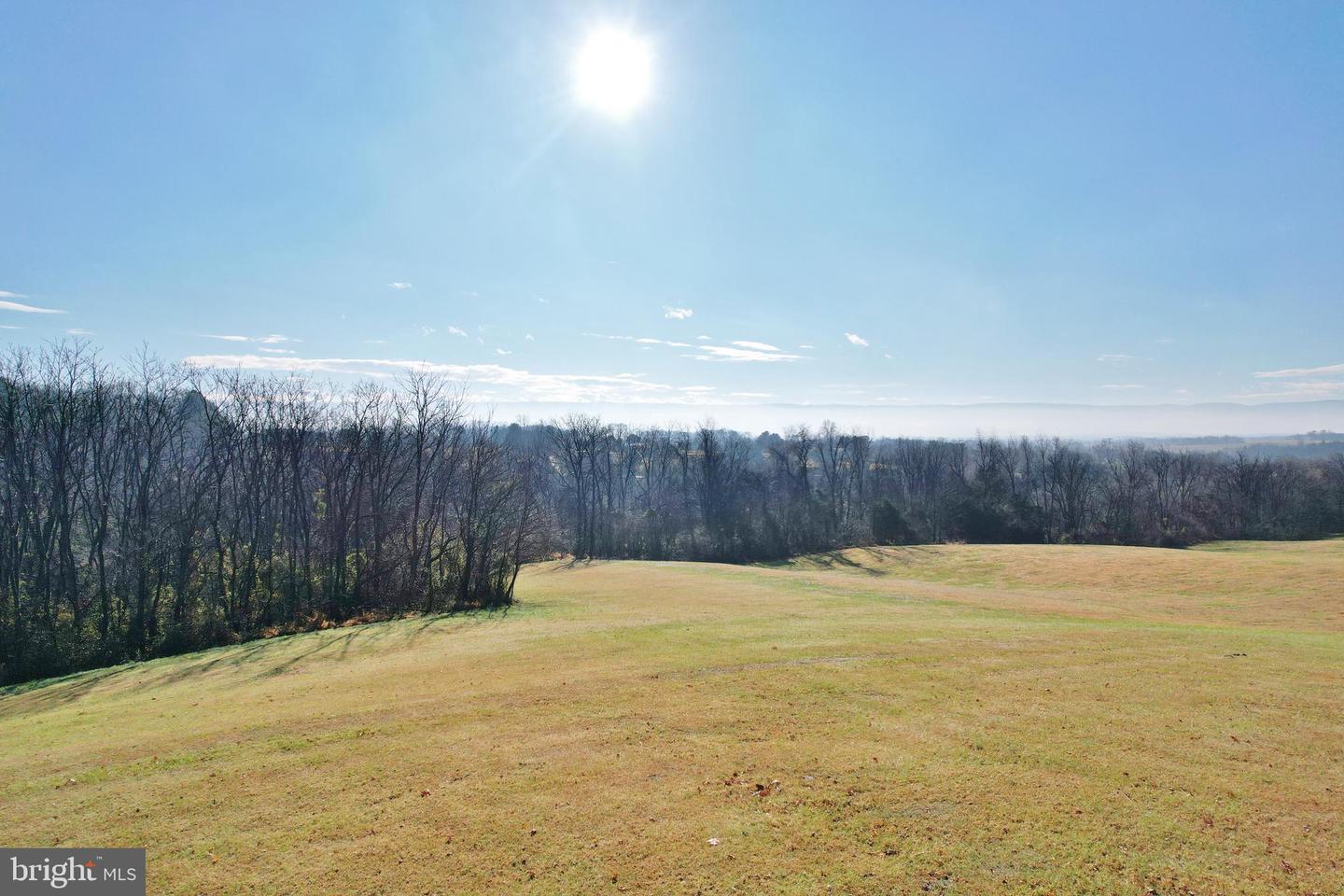 522 MANOR HILL DR, TOMS BROOK, Virginia 22660, 4 Bedrooms Bedrooms, ,3 BathroomsBathrooms,Residential,For sale,522 MANOR HILL DR,VASH2013082 MLS # VASH2013082