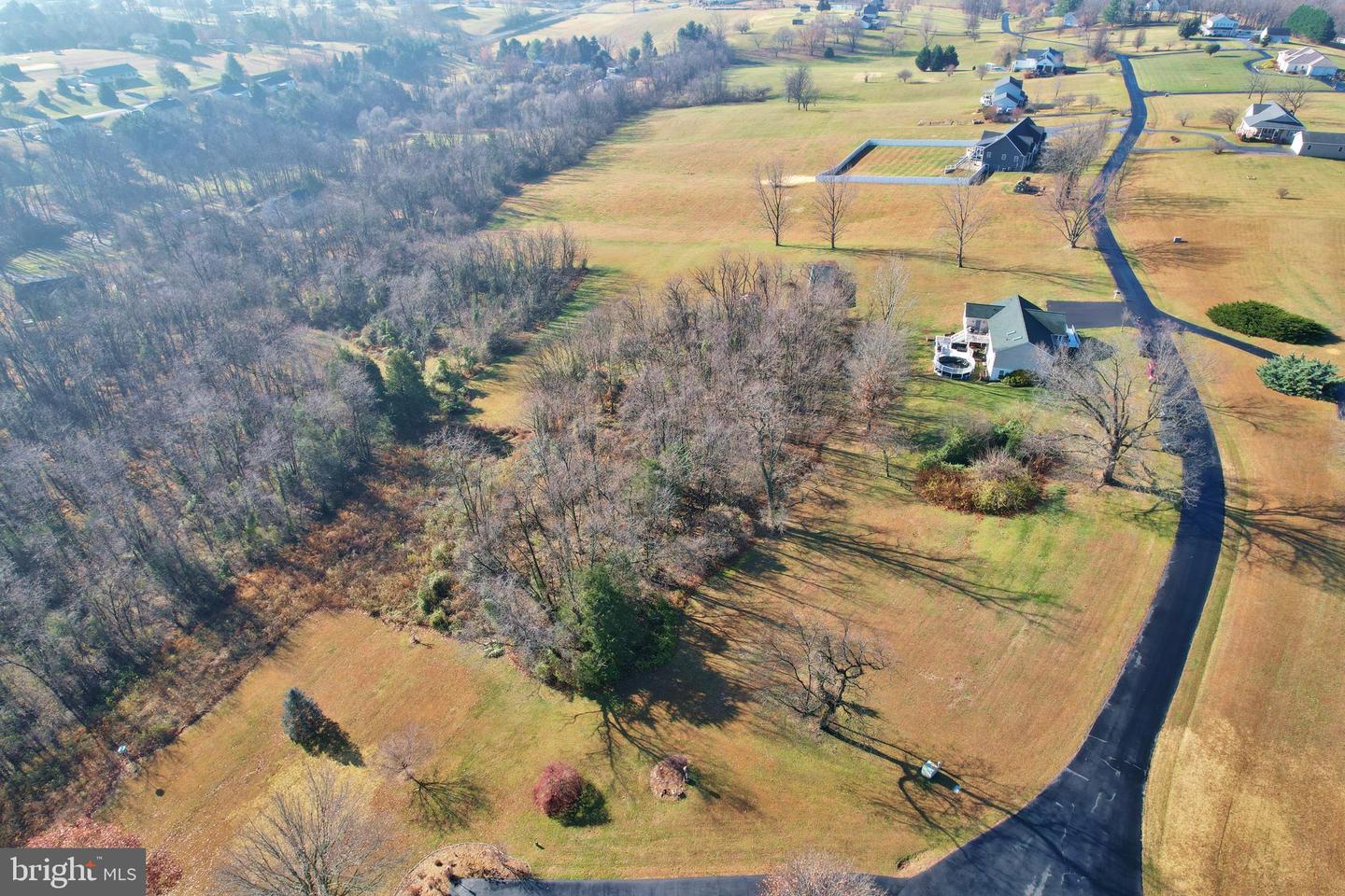 522 MANOR HILL DR, TOMS BROOK, Virginia 22660, 4 Bedrooms Bedrooms, ,3 BathroomsBathrooms,Residential,For sale,522 MANOR HILL DR,VASH2013082 MLS # VASH2013082