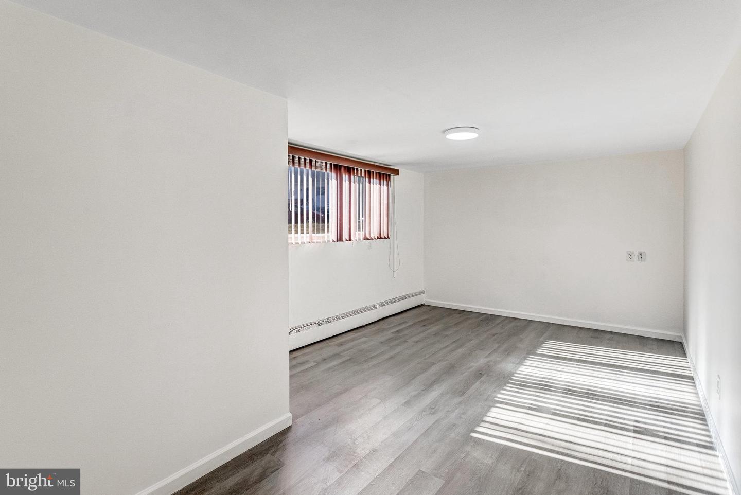 1916 WILLOW LN, WOODBRIDGE, Virginia 22191, 4 Bedrooms Bedrooms, ,2 BathroomsBathrooms,Residential,For sale,1916 WILLOW LN,VAPW2108256 MLS # VAPW2108256 1916 WILLOW LN, WOODBRIDGE, Virginia 22191, 4 Bedrooms Bedrooms, ,2 BathroomsBathrooms,Residential,For sale,1916 WILLOW LN,VAPW2108256 MLS # VAPW2108256