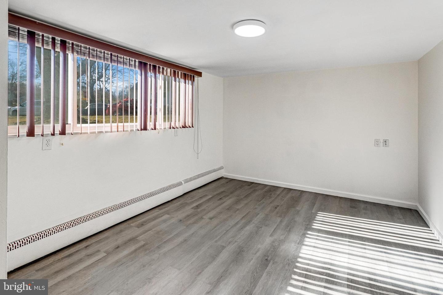 1916 WILLOW LN, WOODBRIDGE, Virginia 22191, 4 Bedrooms Bedrooms, ,2 BathroomsBathrooms,Residential,For sale,1916 WILLOW LN,VAPW2108256 MLS # VAPW2108256 1916 WILLOW LN, WOODBRIDGE, Virginia 22191, 4 Bedrooms Bedrooms, ,2 BathroomsBathrooms,Residential,For sale,1916 WILLOW LN,VAPW2108256 MLS # VAPW2108256