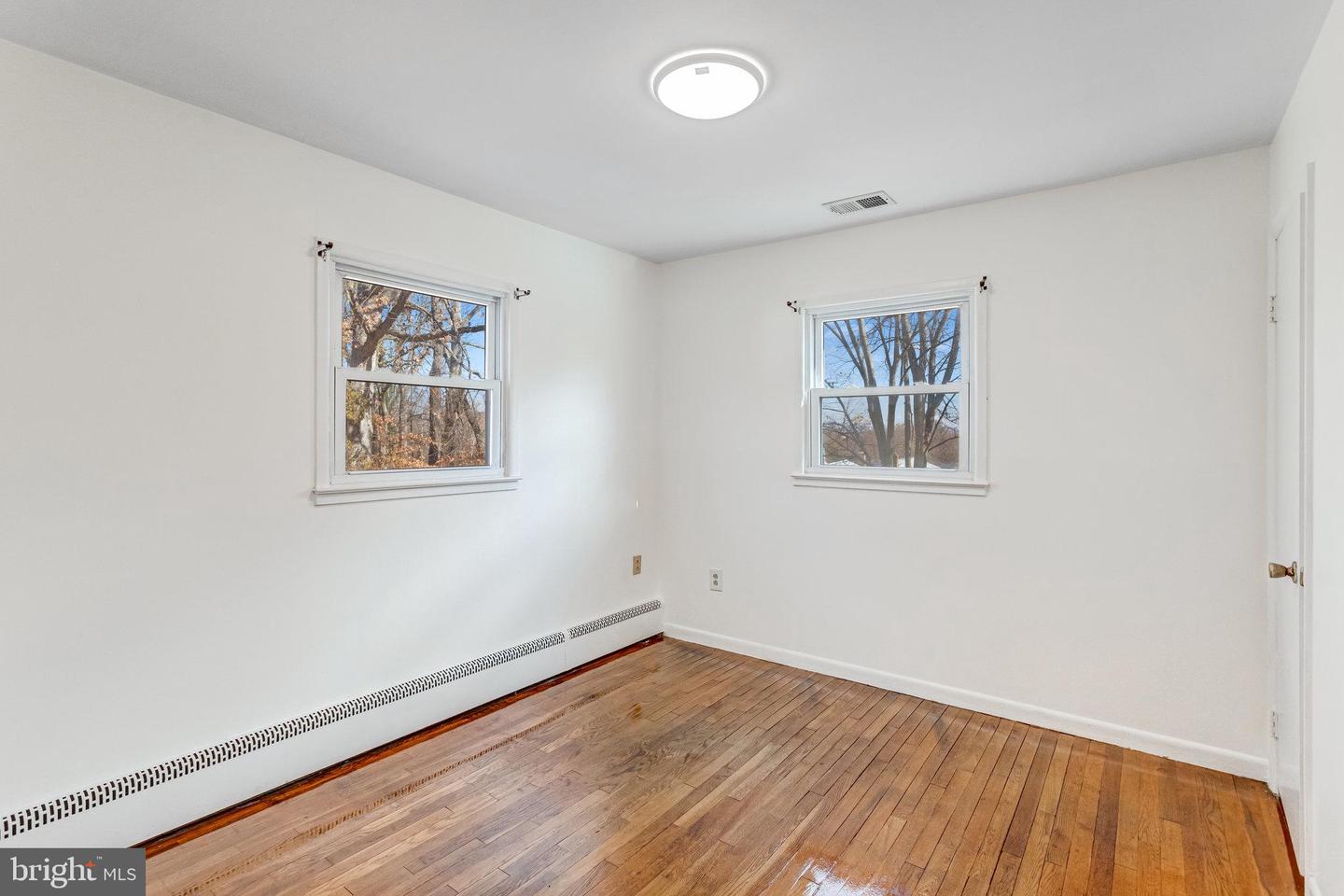 1916 WILLOW LN, WOODBRIDGE, Virginia 22191, 4 Bedrooms Bedrooms, ,2 BathroomsBathrooms,Residential,For sale,1916 WILLOW LN,VAPW2108256 MLS # VAPW2108256 1916 WILLOW LN, WOODBRIDGE, Virginia 22191, 4 Bedrooms Bedrooms, ,2 BathroomsBathrooms,Residential,For sale,1916 WILLOW LN,VAPW2108256 MLS # VAPW2108256