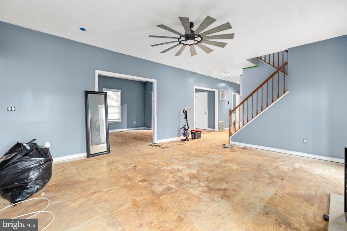 7905 E ROBERT E LEE CT, SPOTSYLVANIA, Virginia 22551, 5 Bedrooms Bedrooms, ,4 BathroomsBathrooms,Residential,For sale,7905 E ROBERT E LEE CT,VASP2037802 MLS # VASP2037802